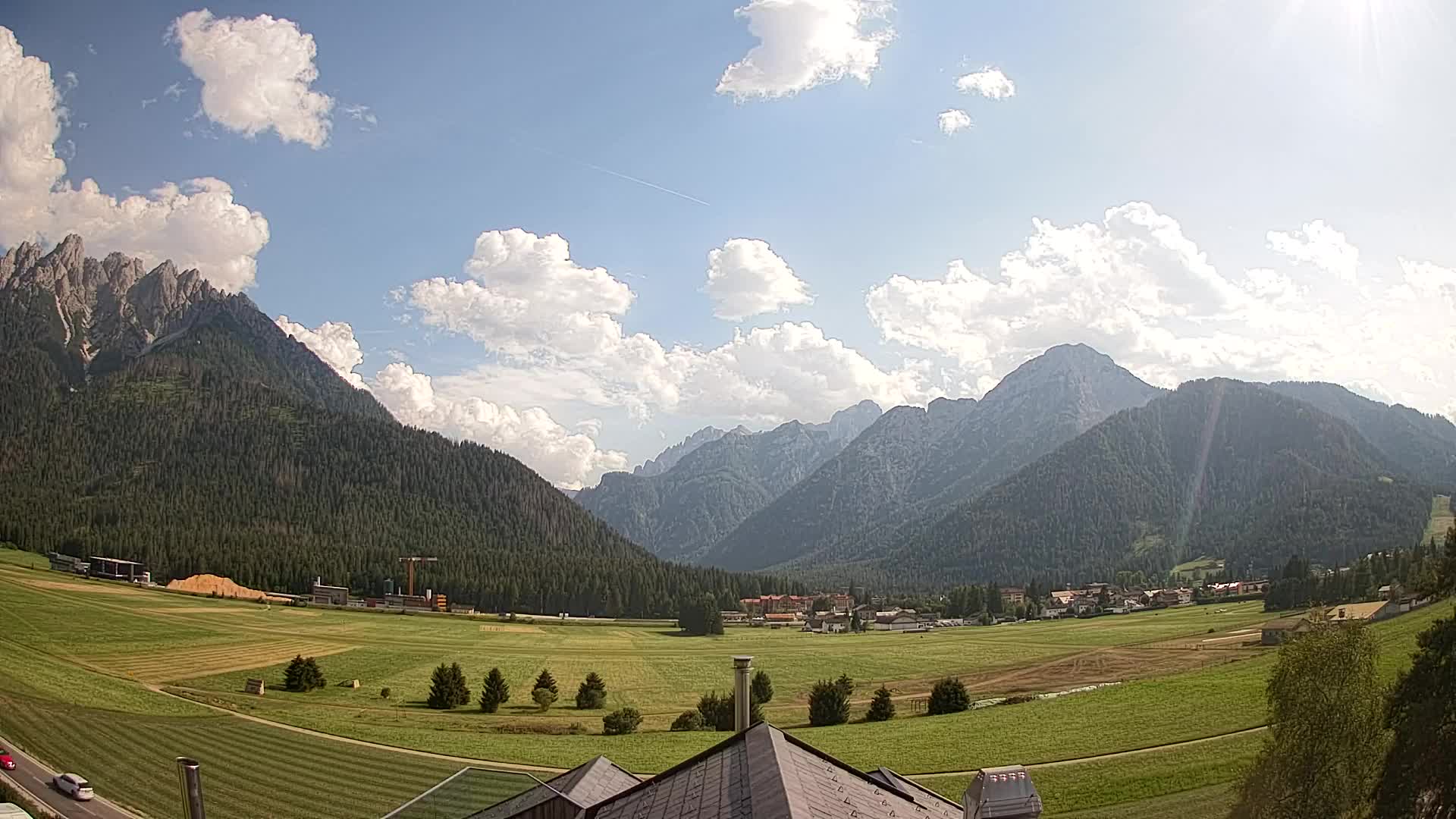 Web kamera Toblach Dolomiti – Pogled s Hotela Rosengarten