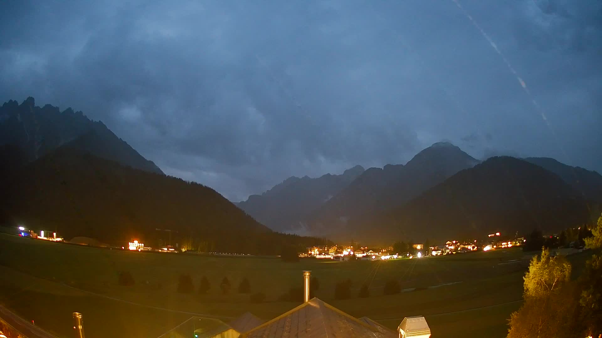 Webcam Toblach Dolomites – View from Hotel Rosengarten