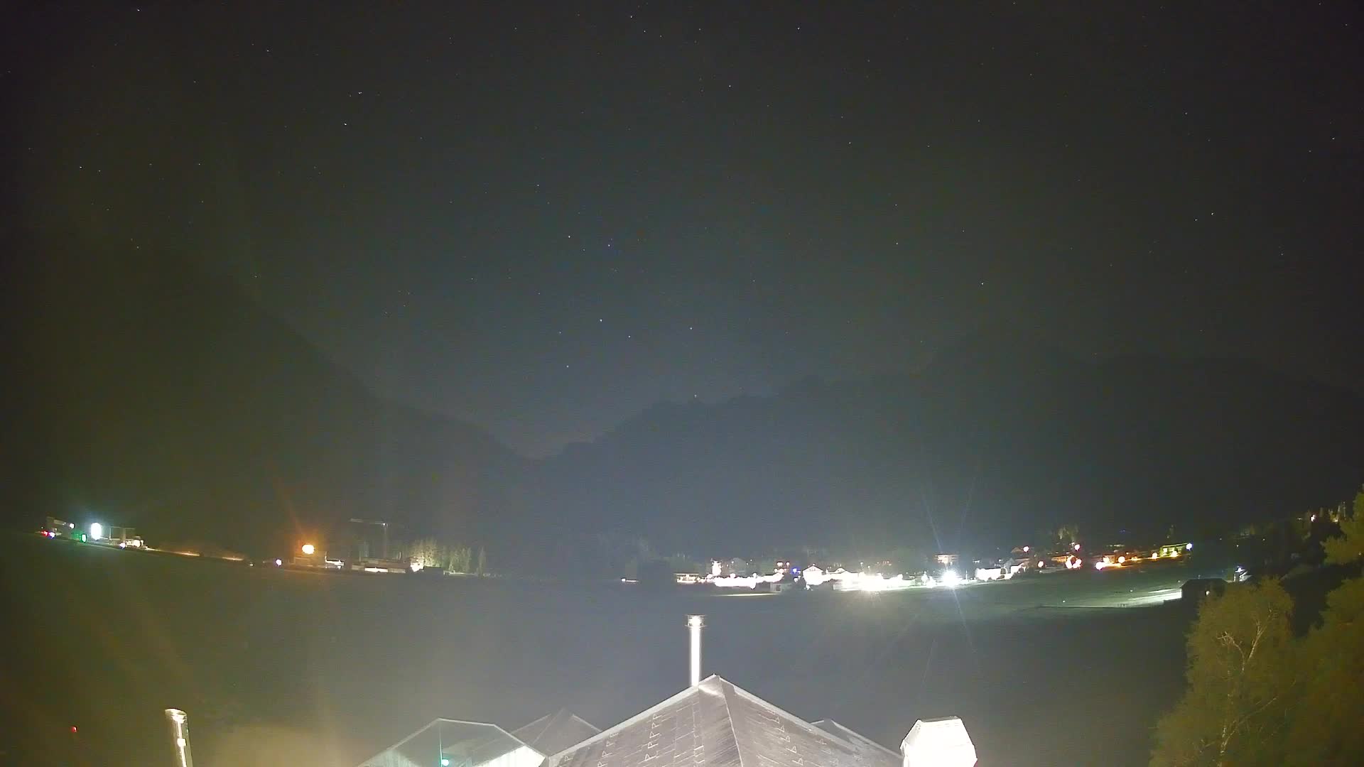Spletna kamera Toblach Dolomiti – Pogled iz hotela Rosengarten