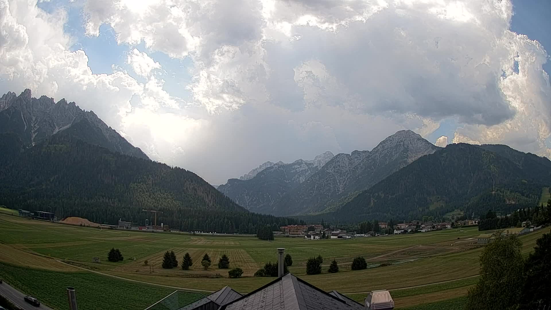 Webcam Toblach Dolomites – View from Hotel Rosengarten