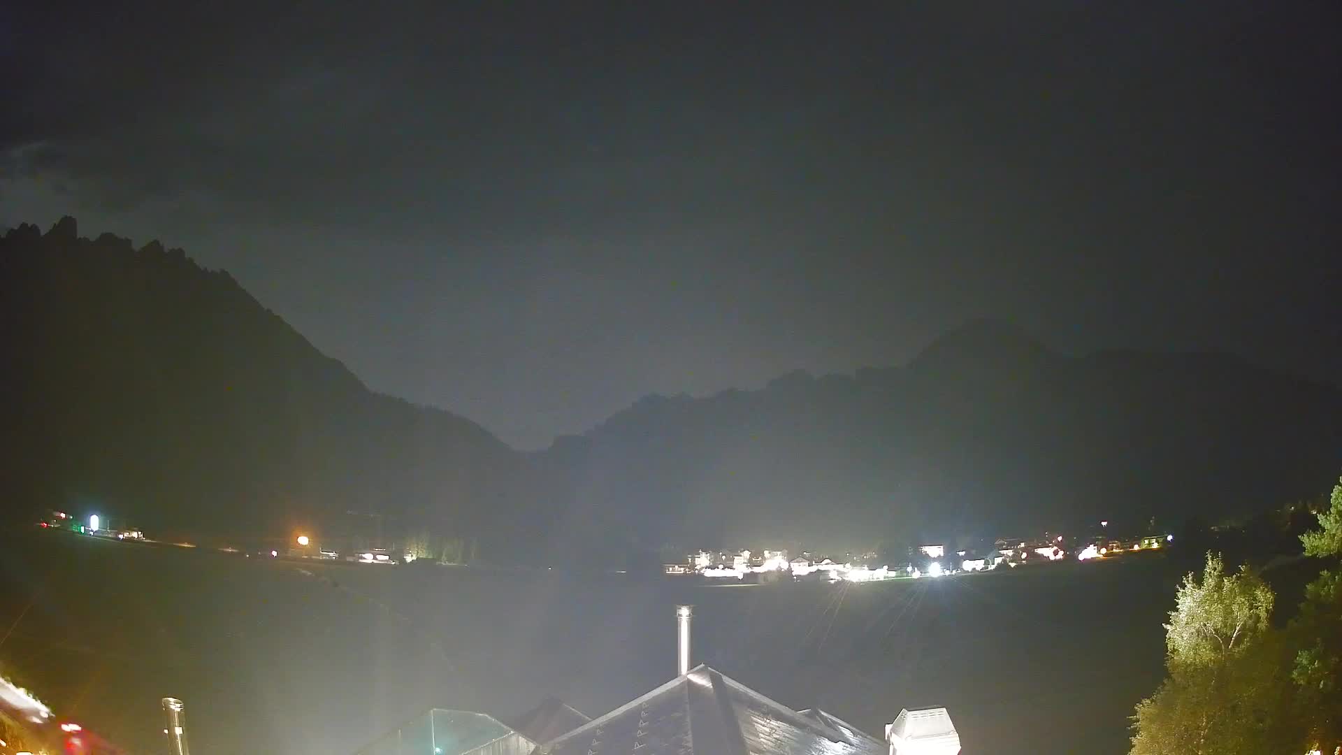 Webcam Toblach Dolomites – View from Hotel Rosengarten