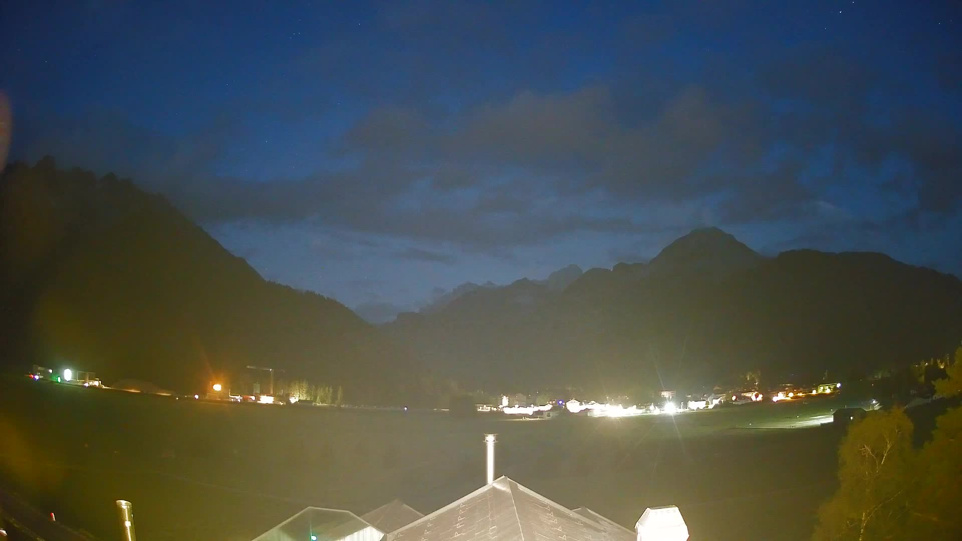 Webcam Toblach Dolomites – View from Hotel Rosengarten