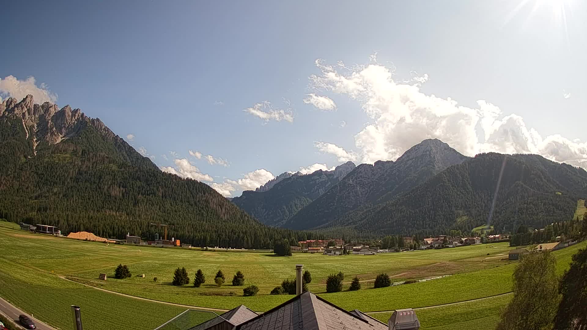 Web kamera Toblach Dolomiti – Pogled s Hotela Rosengarten