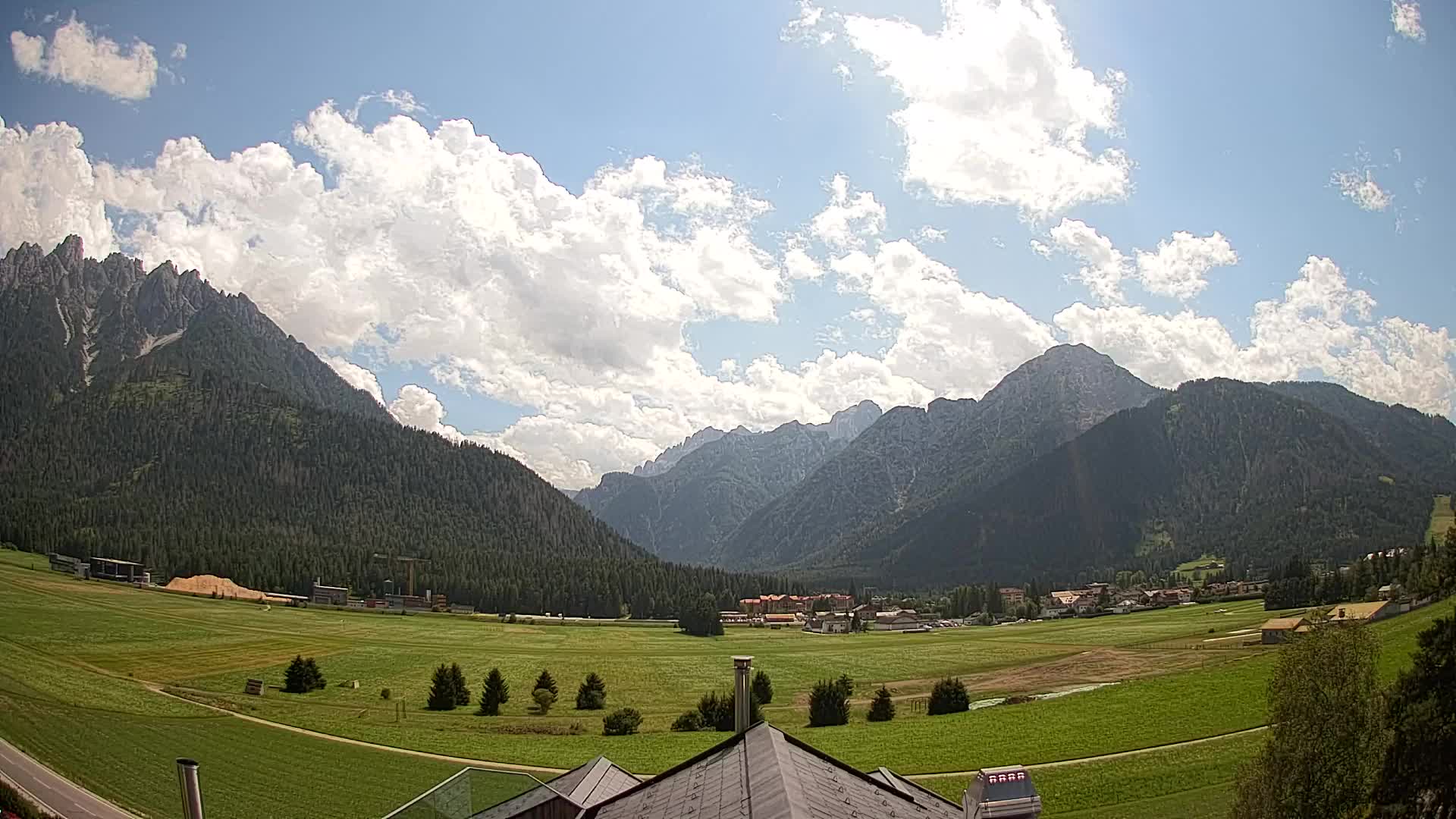 Webcam Dobbiaco Dolomiti – Vista dall’Hotel Rosengarten