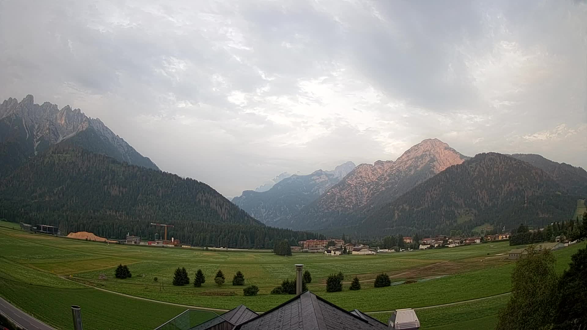 Webcam Dobbiaco Dolomiti – Vista dall’Hotel Rosengarten