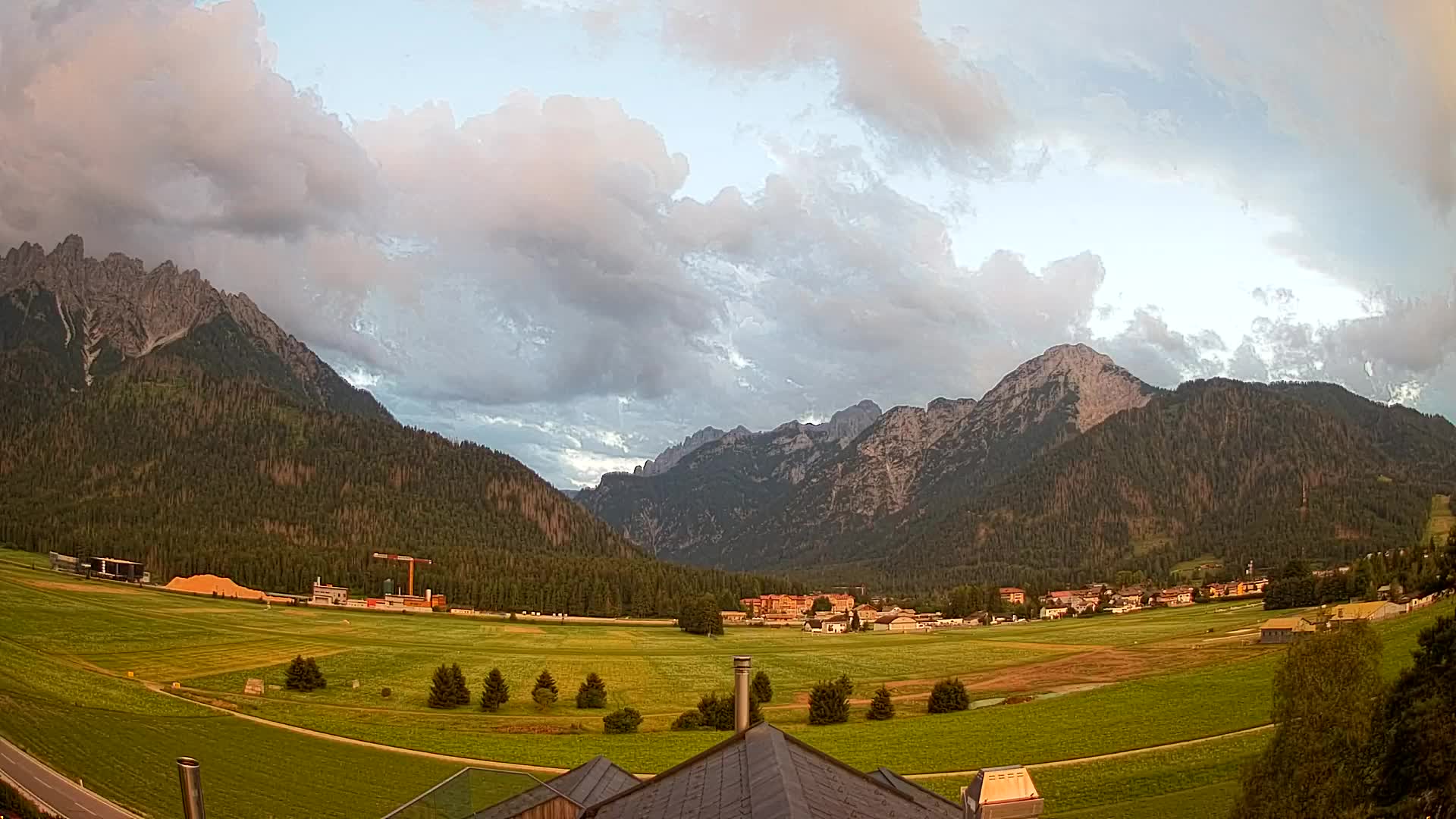 Webcam Dobbiaco Dolomiti – Vista dall’Hotel Rosengarten