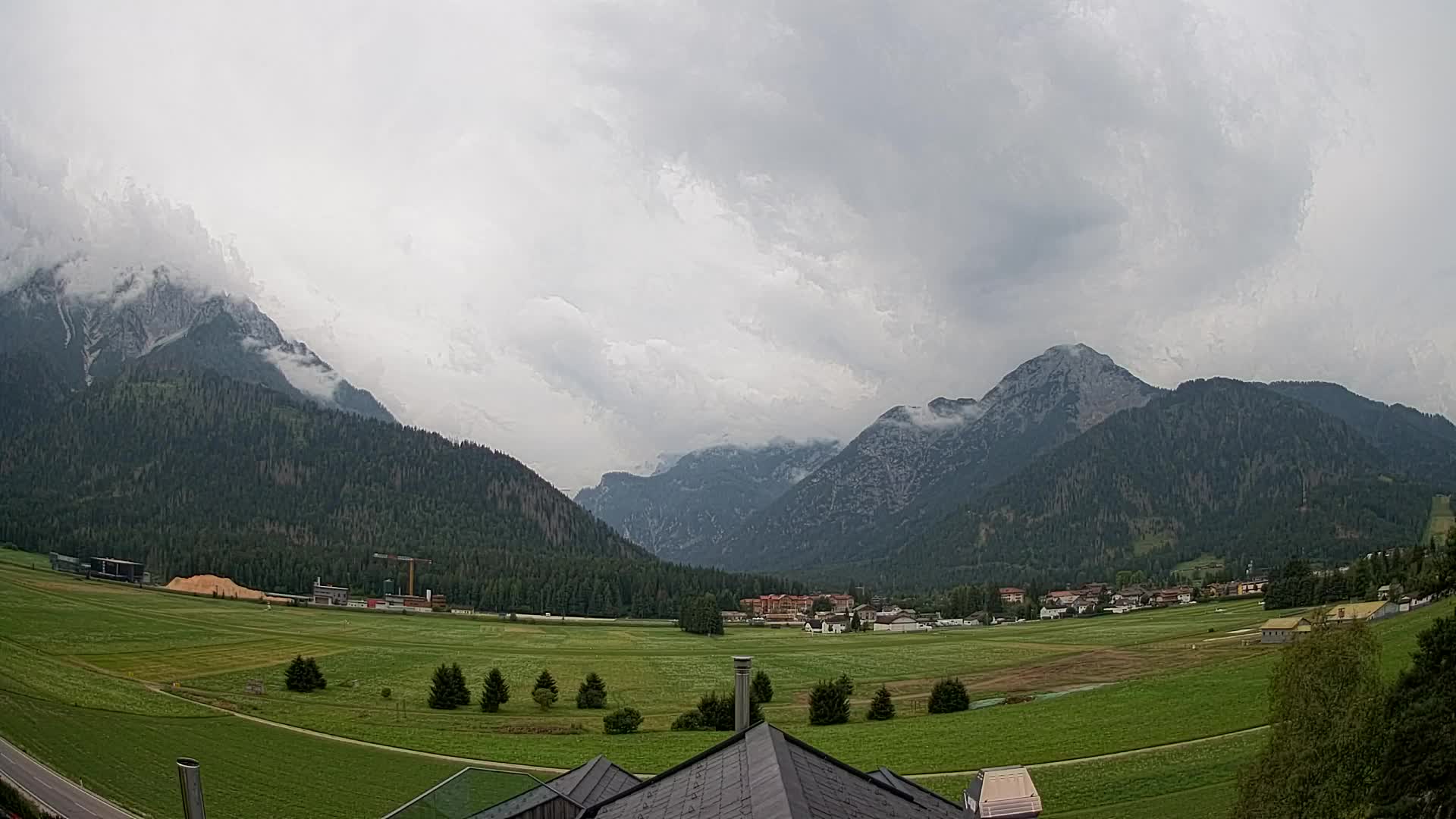 Webcam Toblach Dolomites – View from Hotel Rosengarten