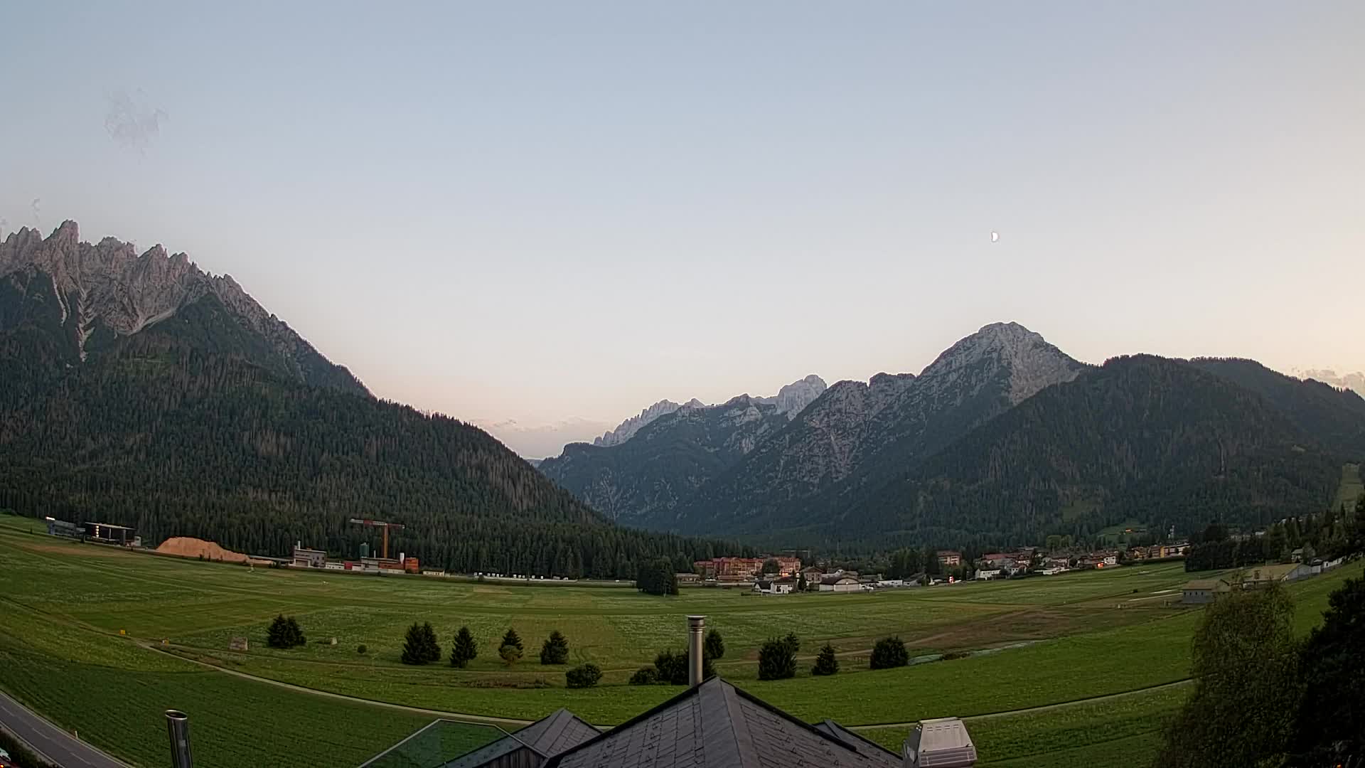 Webcam Toblach Dolomites – View from Hotel Rosengarten