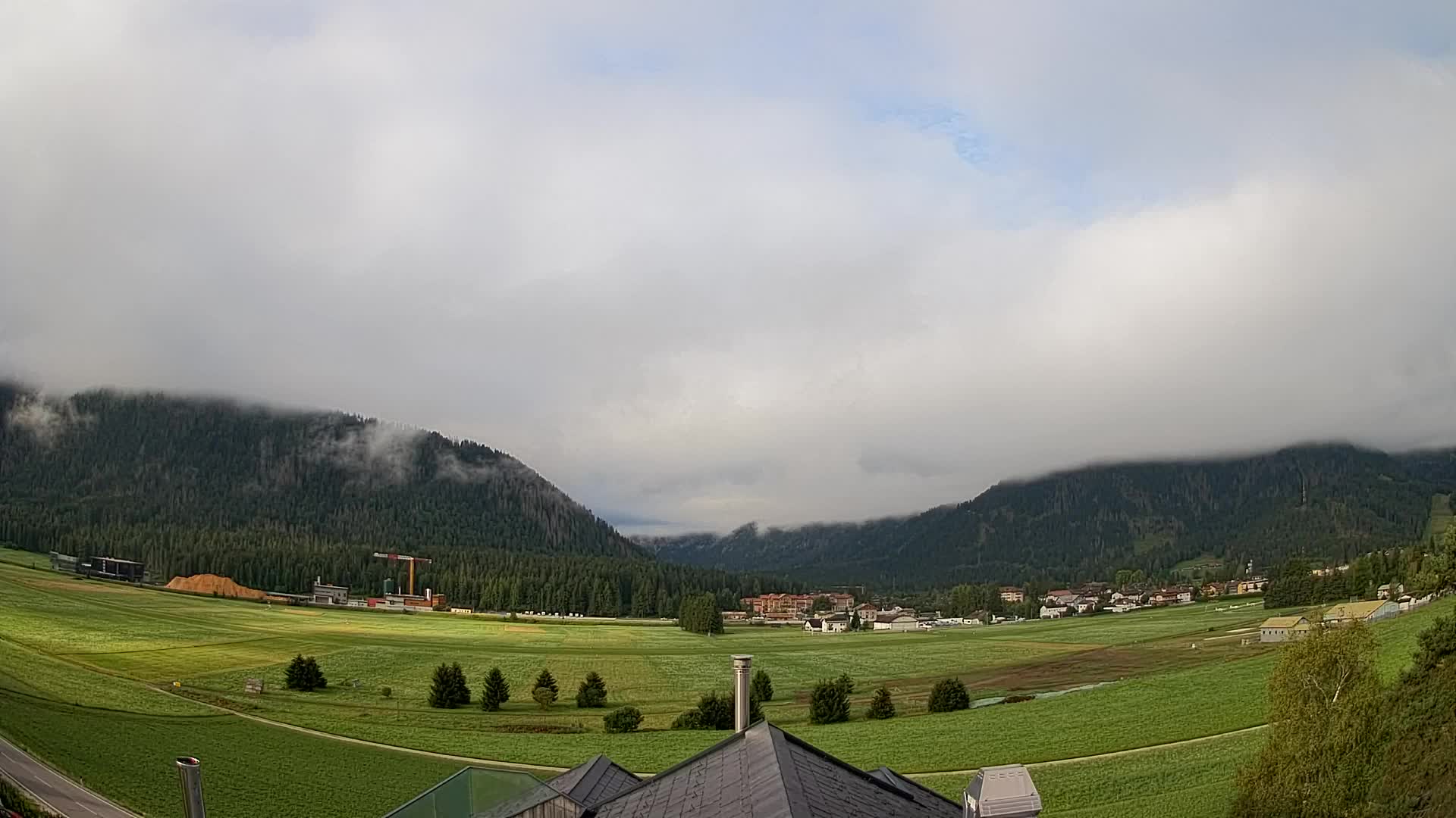 Webcam Toblach Dolomites – View from Hotel Rosengarten