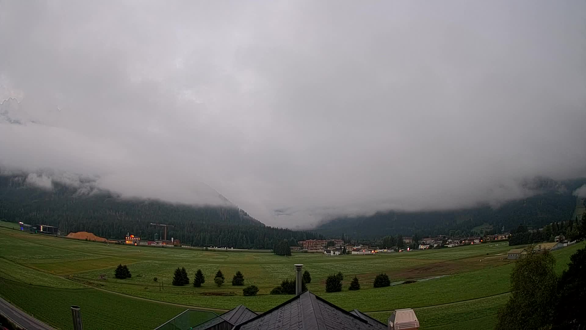 Webcam Toblach Dolomites – View from Hotel Rosengarten