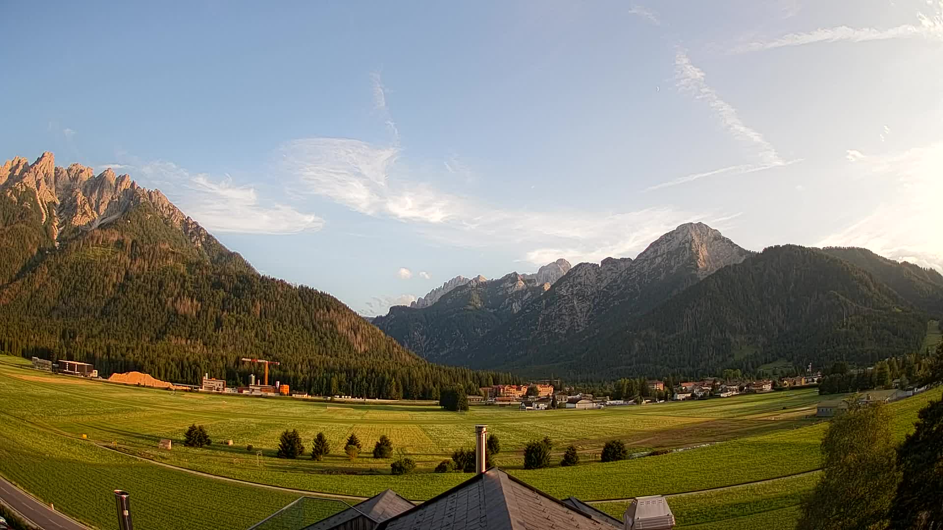 Webcam Toblach Dolomites – View from Hotel Rosengarten