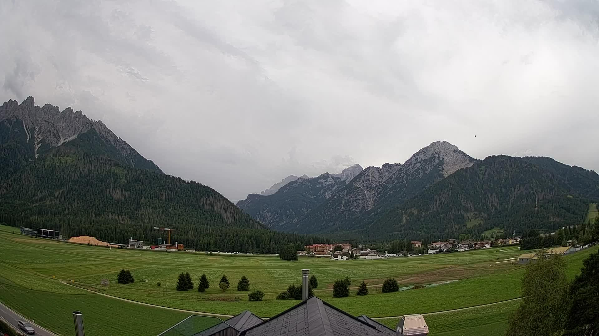 Webcam Toblach Dolomites – View from Hotel Rosengarten