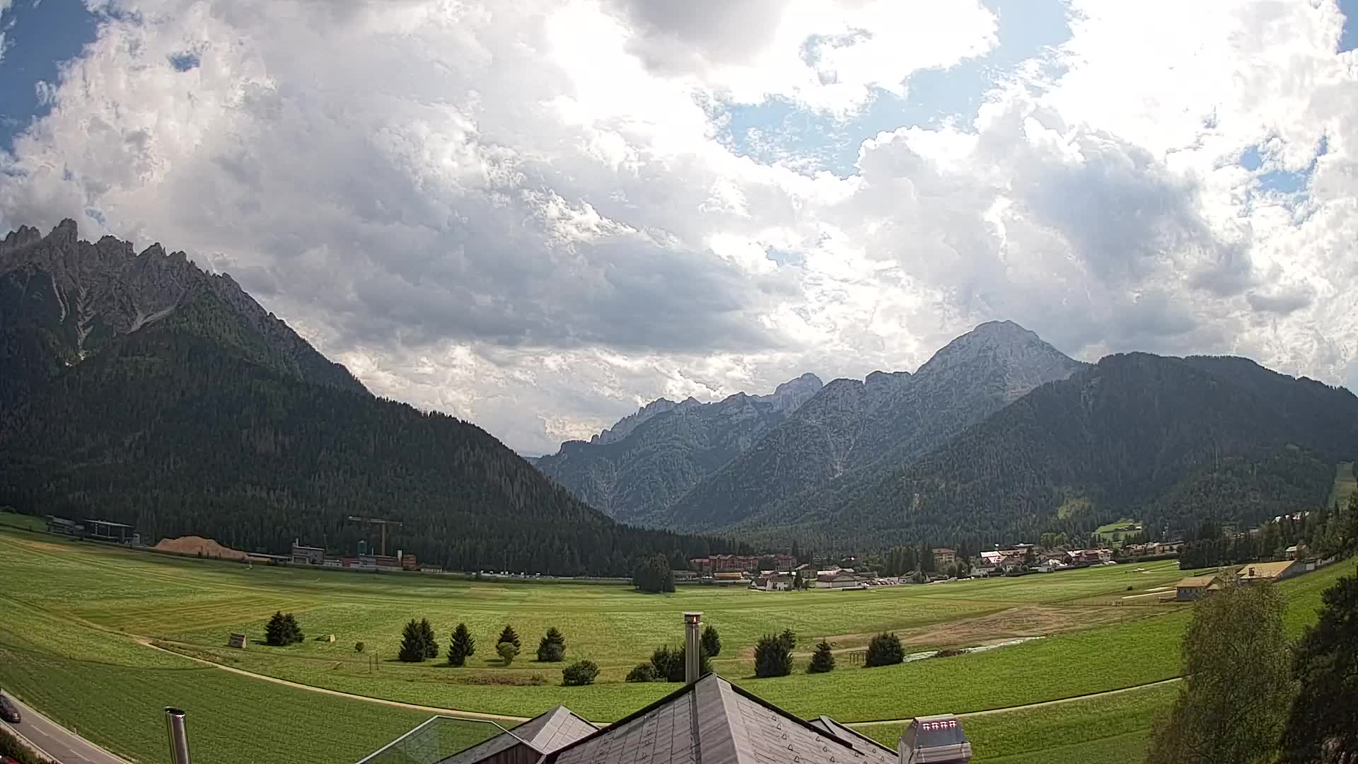 Webcam Dobbiaco Dolomiti – Vista dall’Hotel Rosengarten