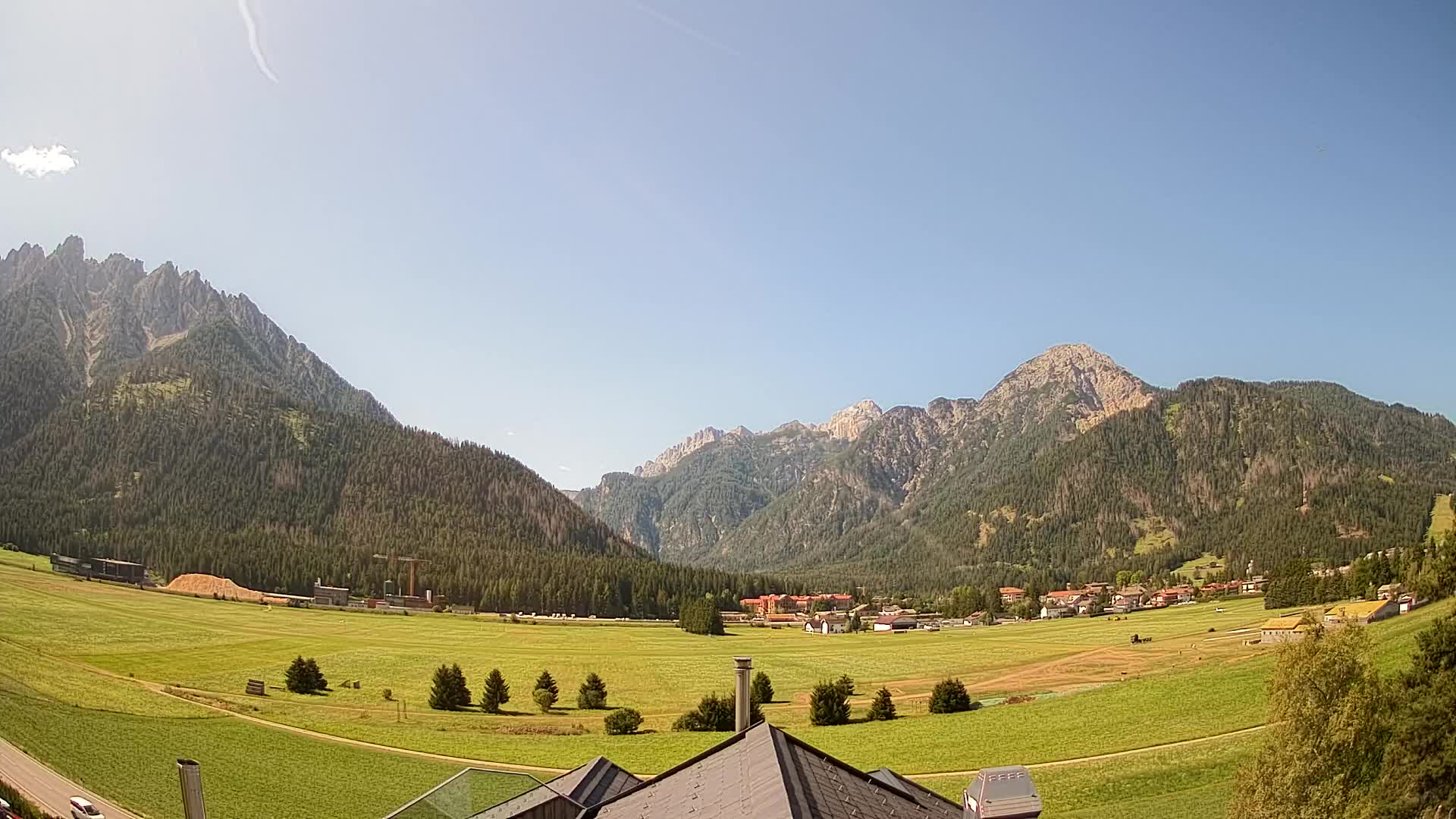 Webcam Toblach Dolomites – View from Hotel Rosengarten