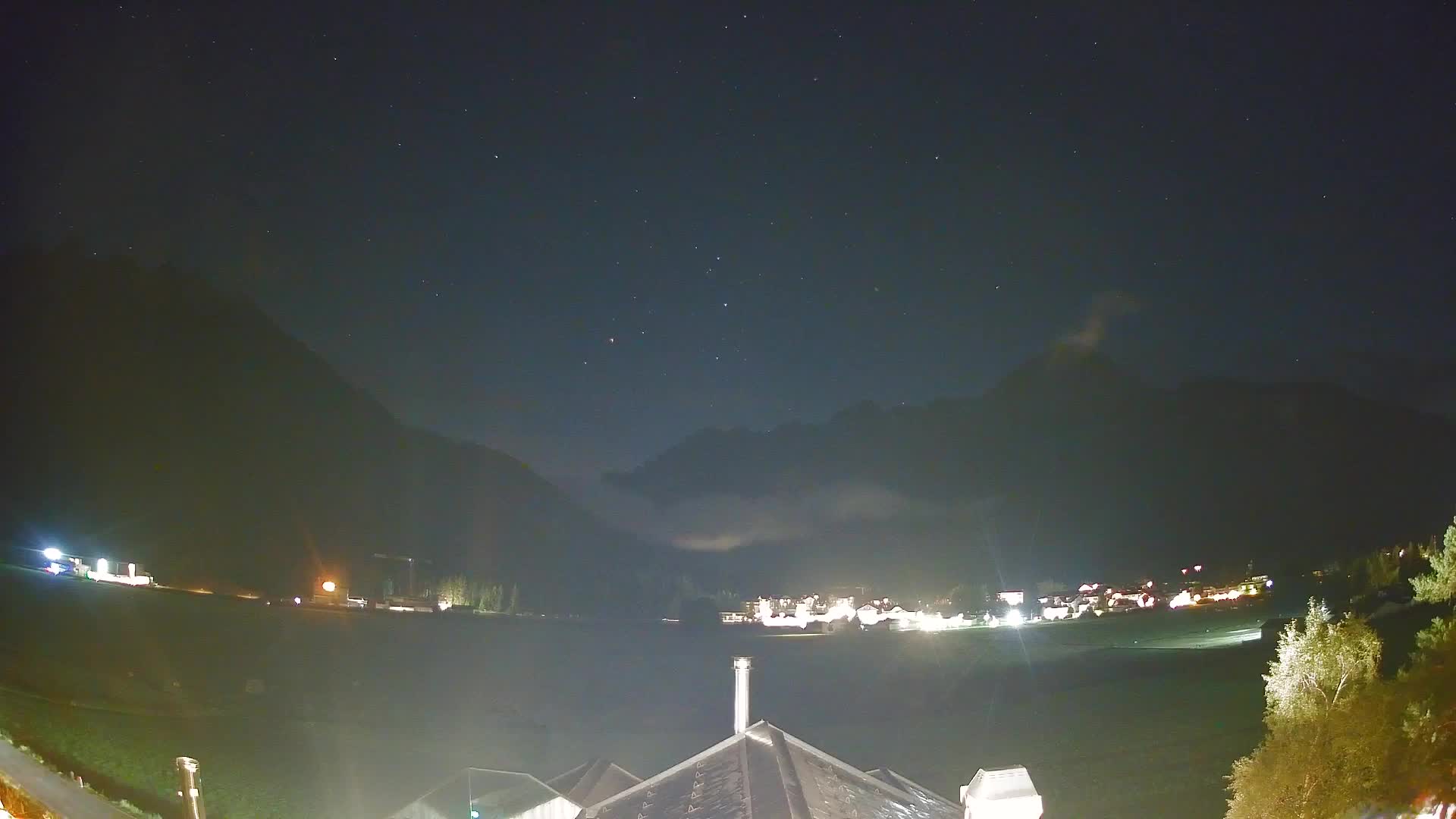 Webcam Toblach Dolomites – View from Hotel Rosengarten