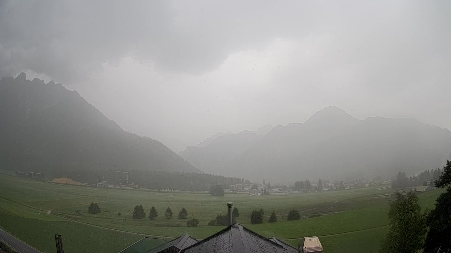 Webcam Toblach Dolomites – View from Hotel Rosengarten