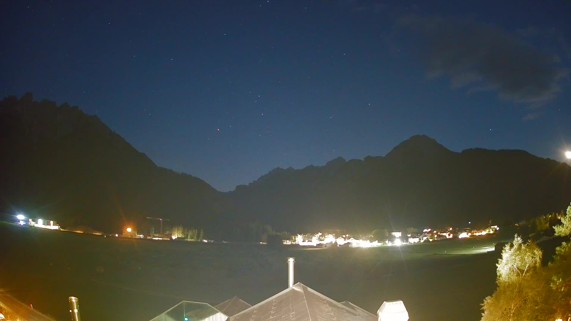 Webcam Toblach Dolomites – View from Hotel Rosengarten