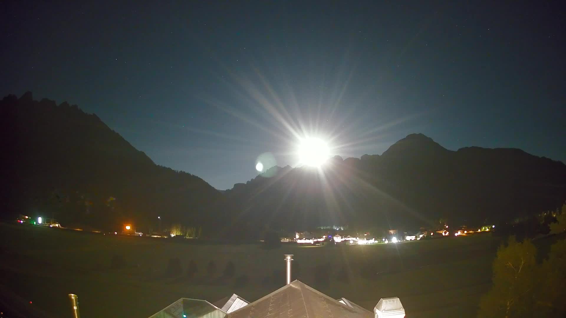 Webcam Toblach Dolomites – View from Hotel Rosengarten