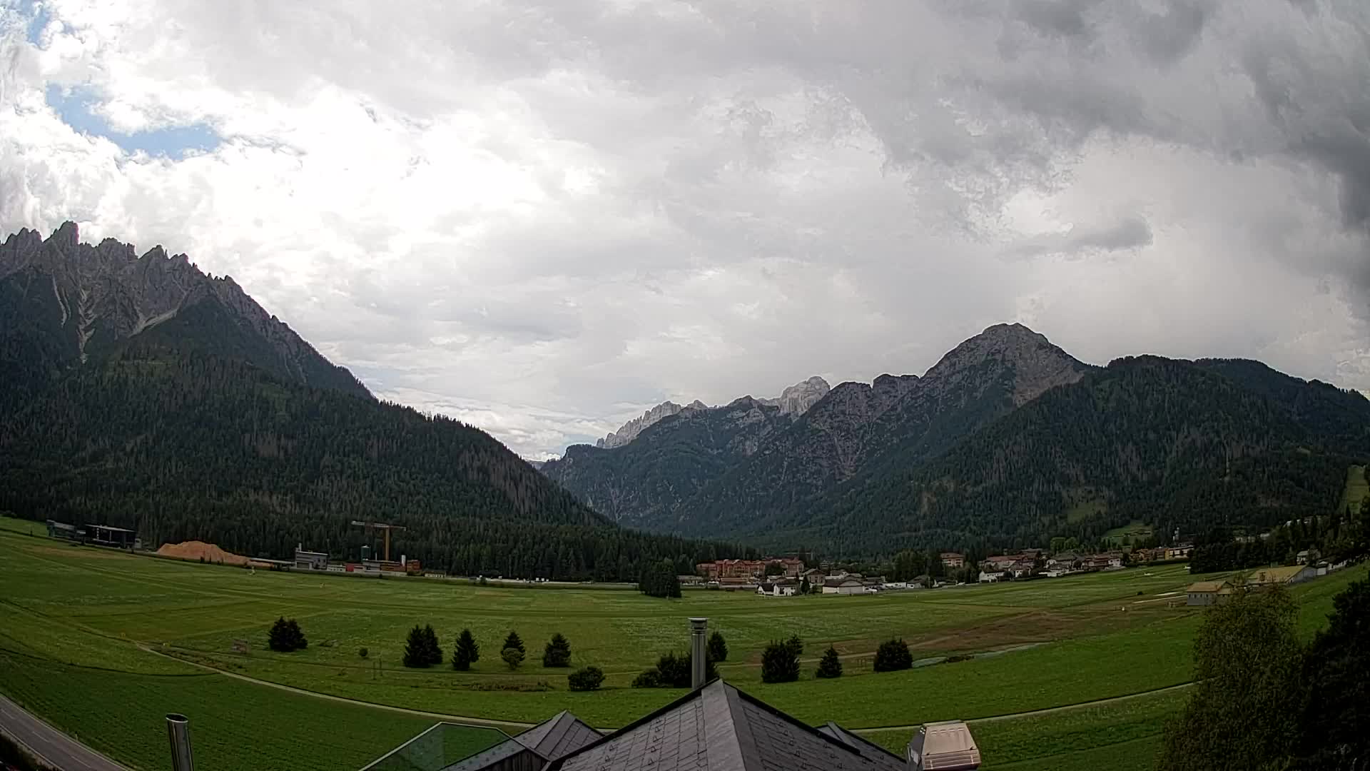 Webcam Dobbiaco Dolomiti – Vista dall’Hotel Rosengarten