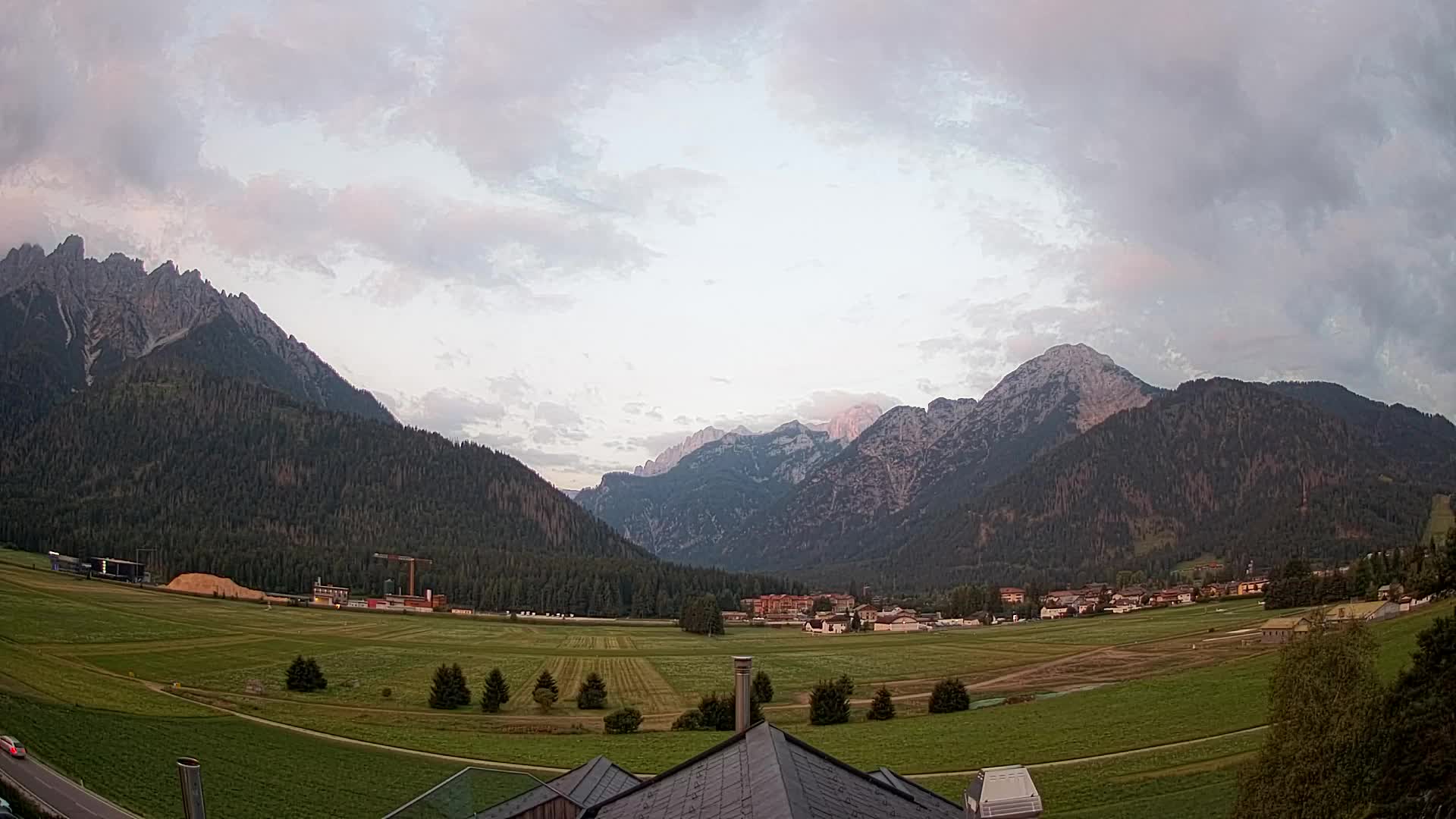 Webcam Dobbiaco Dolomiti – Vista dall’Hotel Rosengarten