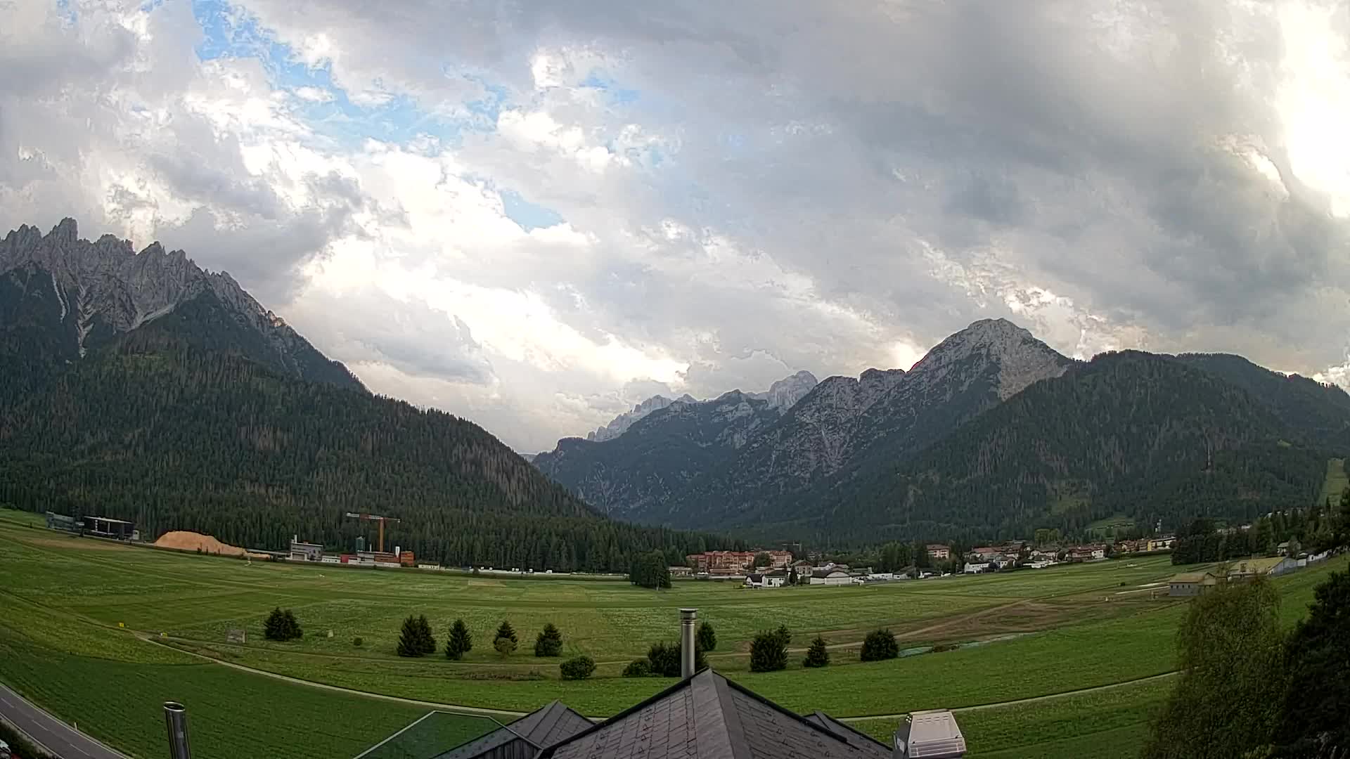 Webcam Dobbiaco Dolomiti – Vista dall’Hotel Rosengarten
