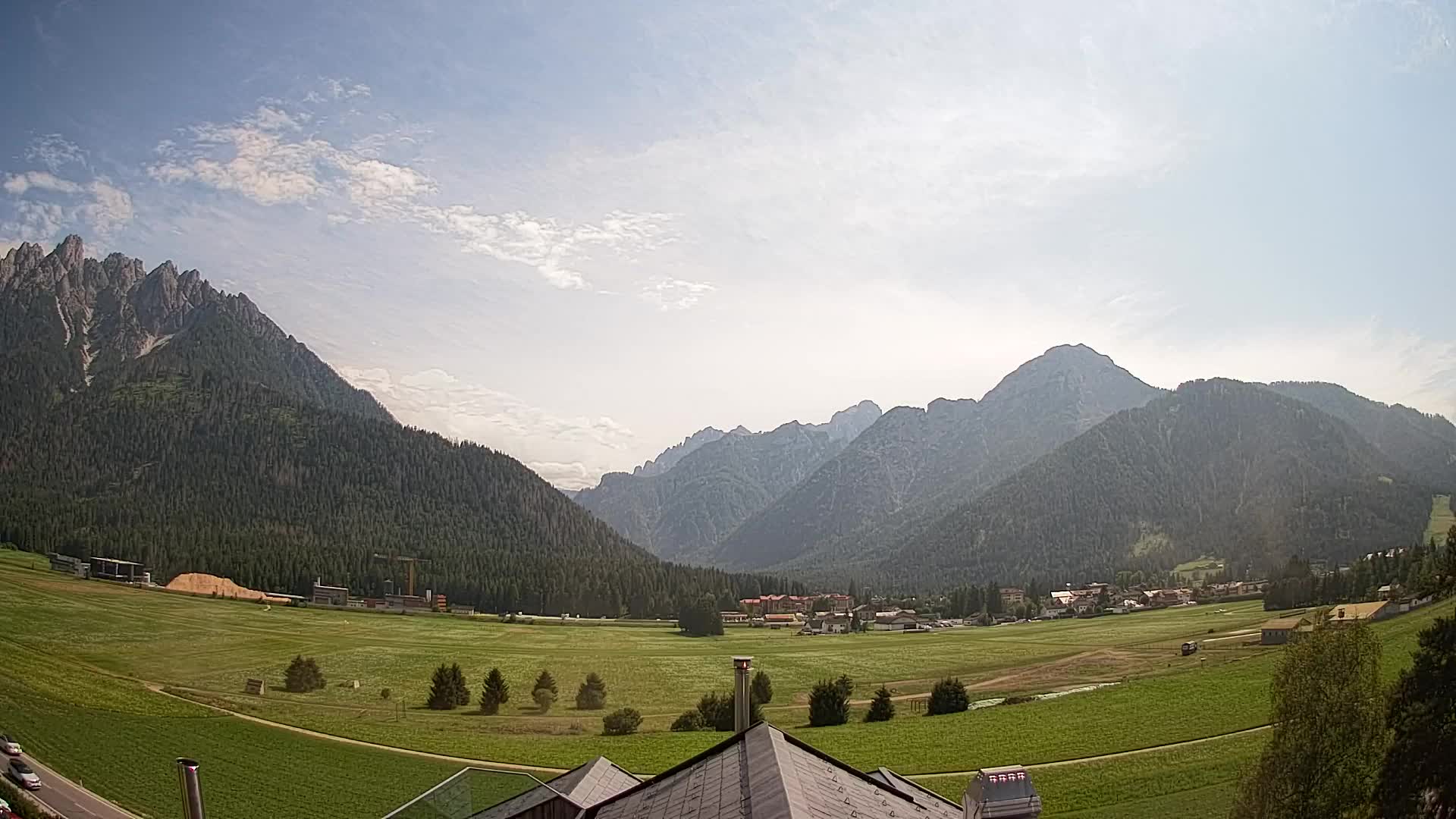 Webcam Toblach Dolomites – View from Hotel Rosengarten