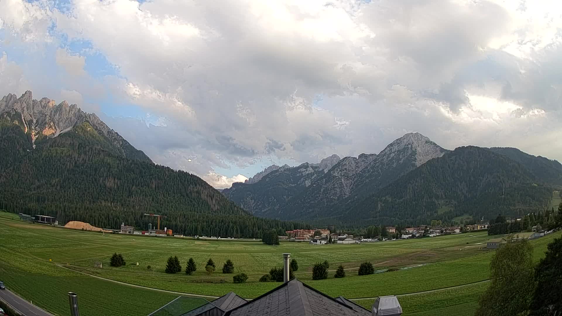Webcam Dobbiaco Dolomiti – Vista dall’Hotel Rosengarten