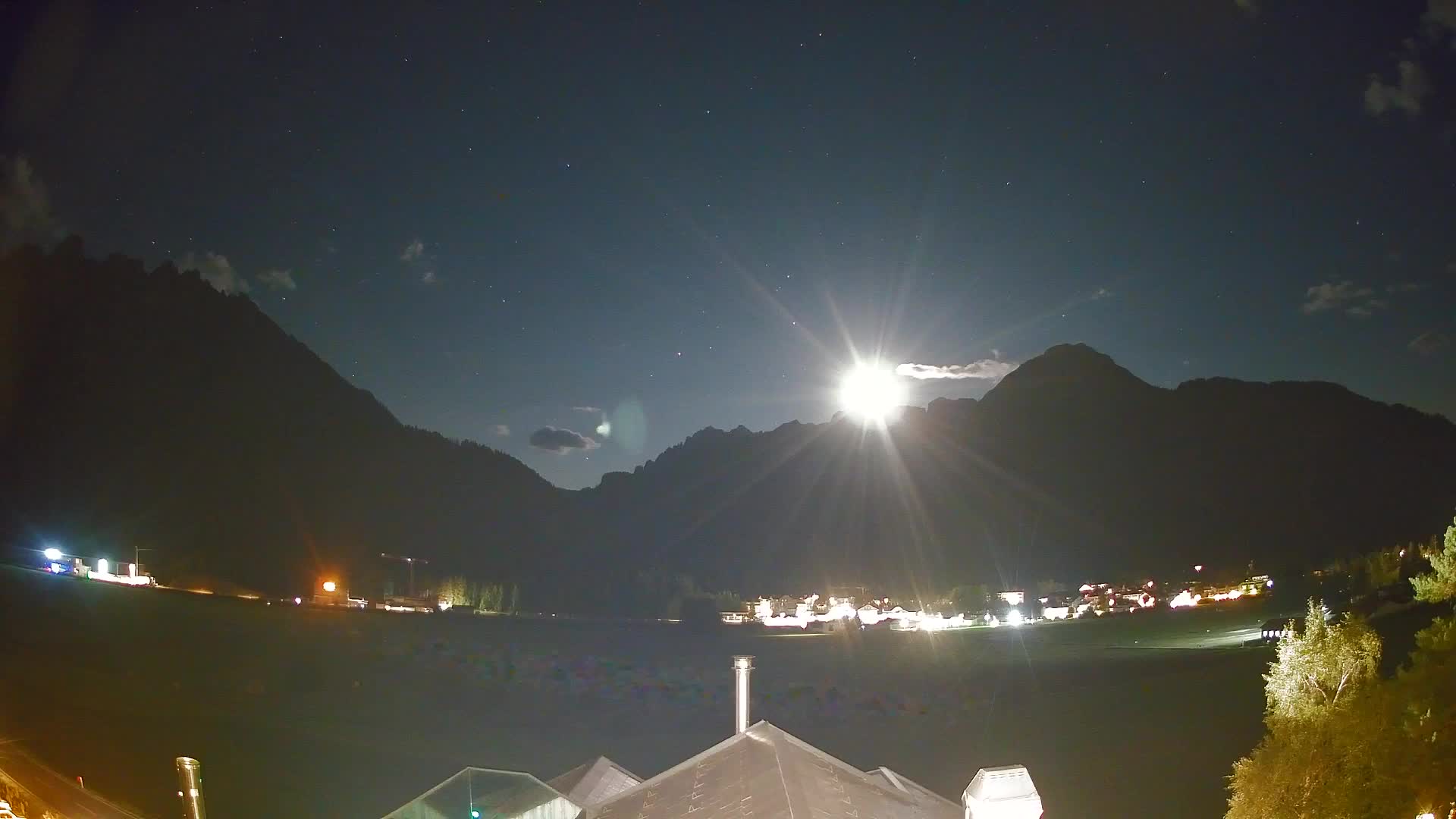 Webcam Toblach Dolomites – View from Hotel Rosengarten