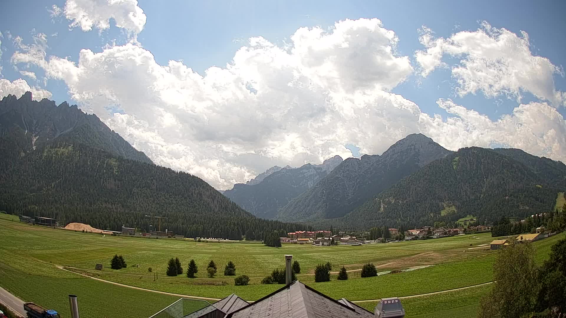 Webcam Dobbiaco Dolomiti – Vista dall’Hotel Rosengarten
