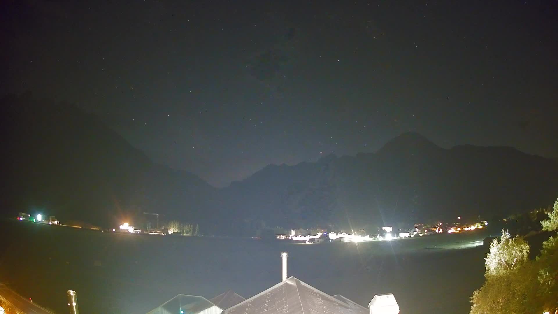 Spletna kamera Toblach Dolomiti – Pogled iz hotela Rosengarten