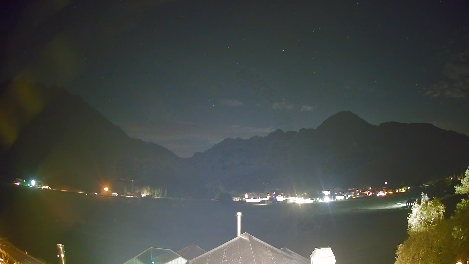 Web kamera Toblach Dolomiti – Pogled s Hotela Rosengarten