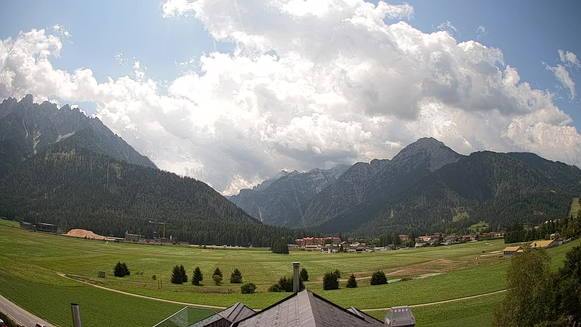 Webcam Dobbiaco Dolomiti – Vista dall’Hotel Rosengarten