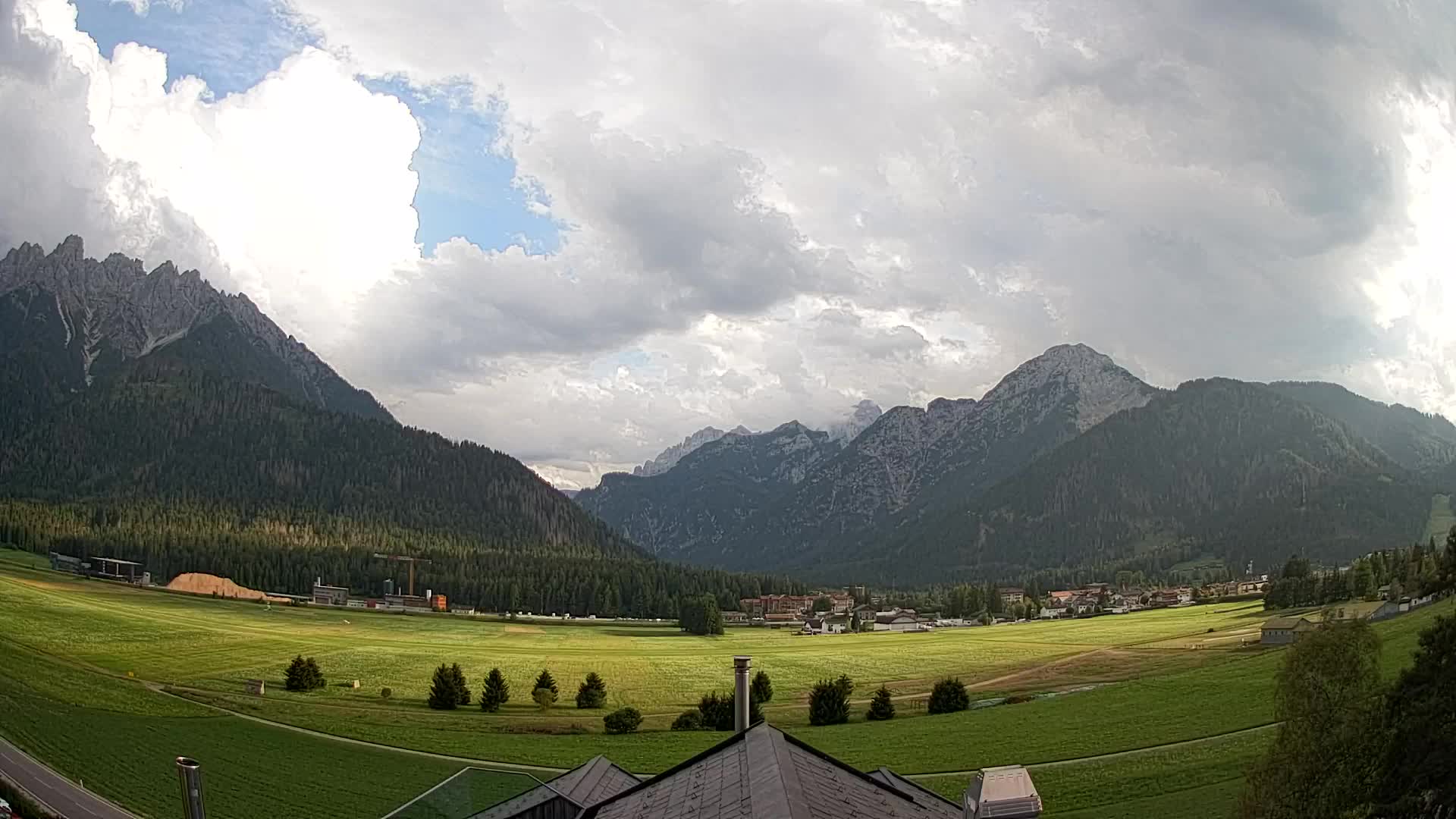 Webcam Toblach Dolomitas – Vista desde el Hotel Rosengarten