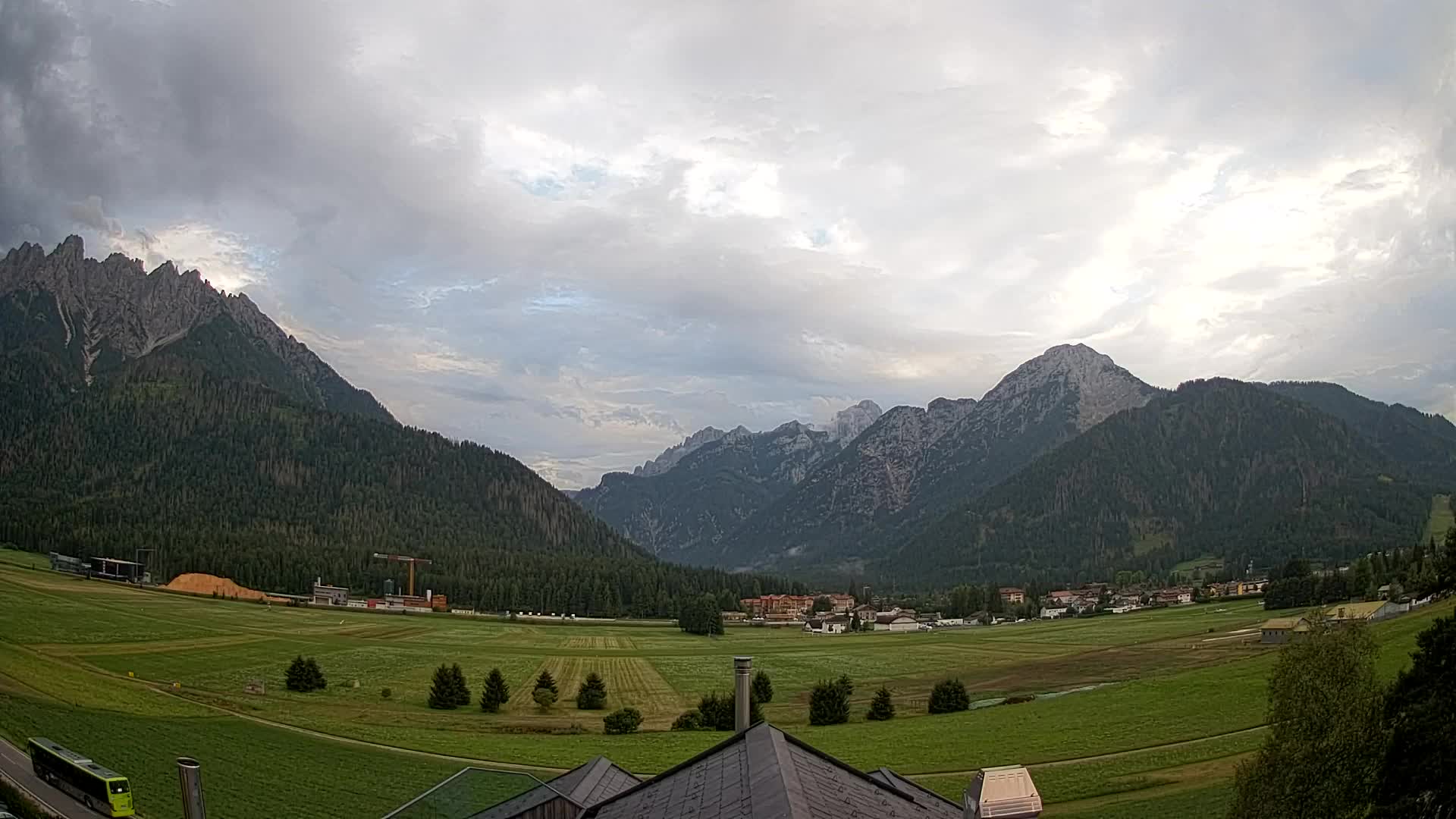 Webcam Dobbiaco Dolomiti – Vista dall’Hotel Rosengarten