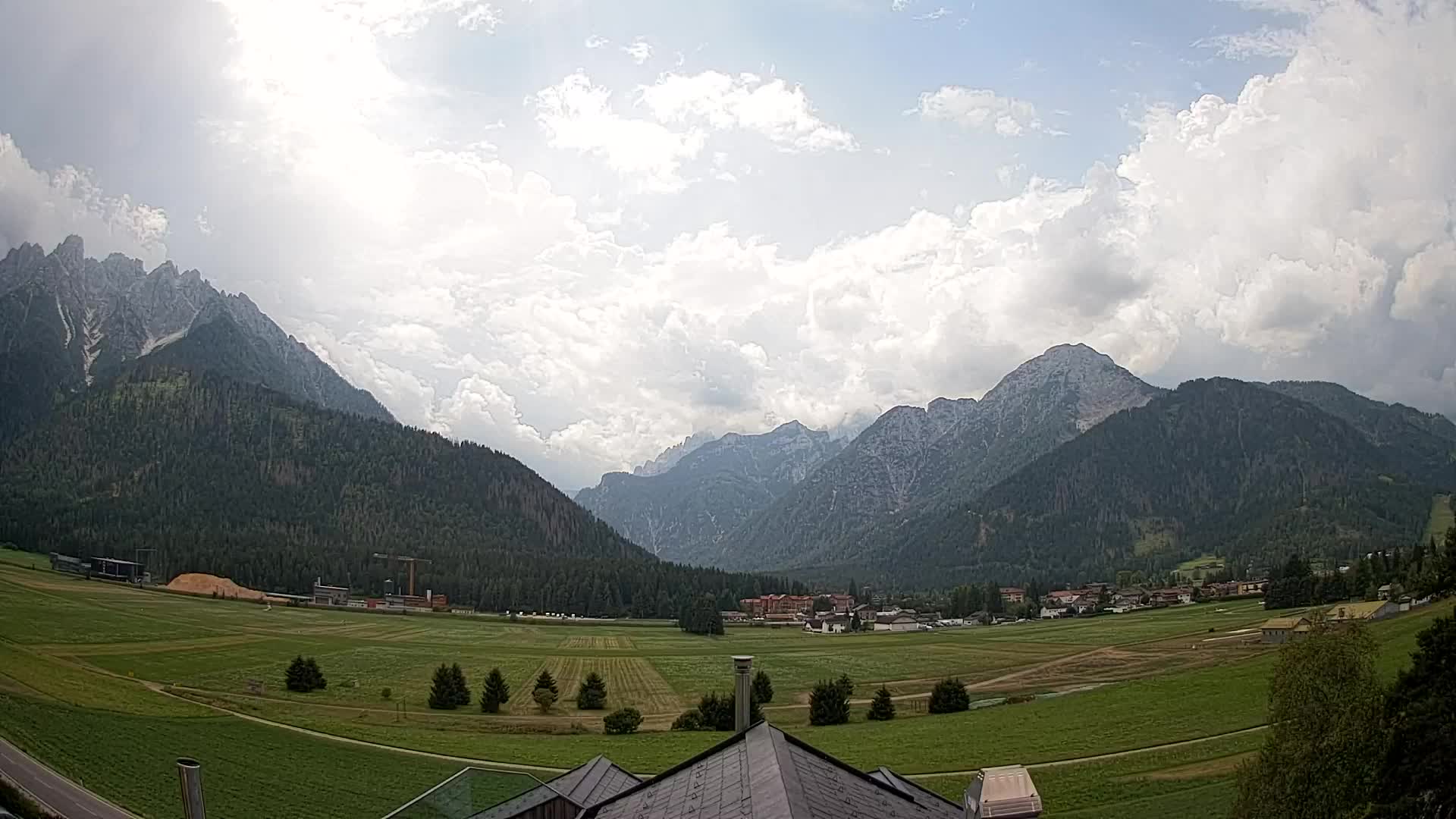 Webcam Dobbiaco Dolomiti – Vista dall’Hotel Rosengarten