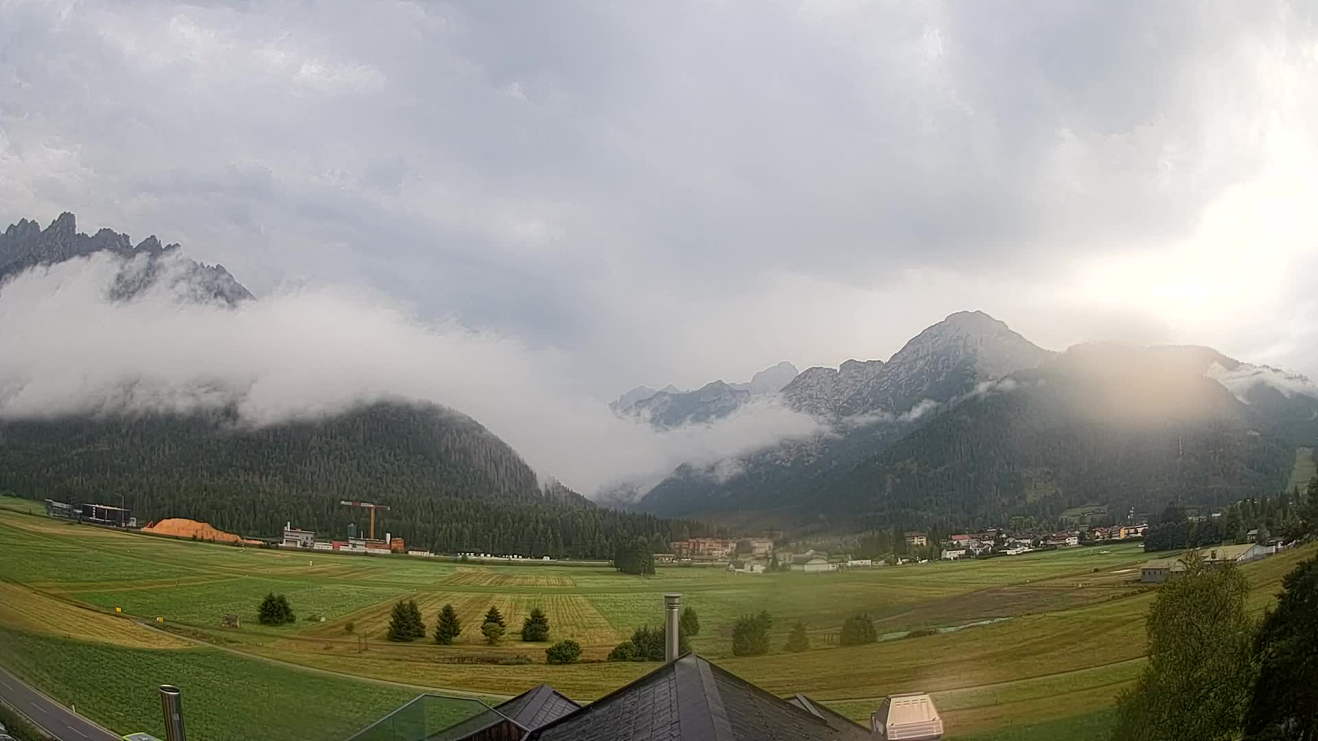 Webcam Toblach Dolomites – View from Hotel Rosengarten