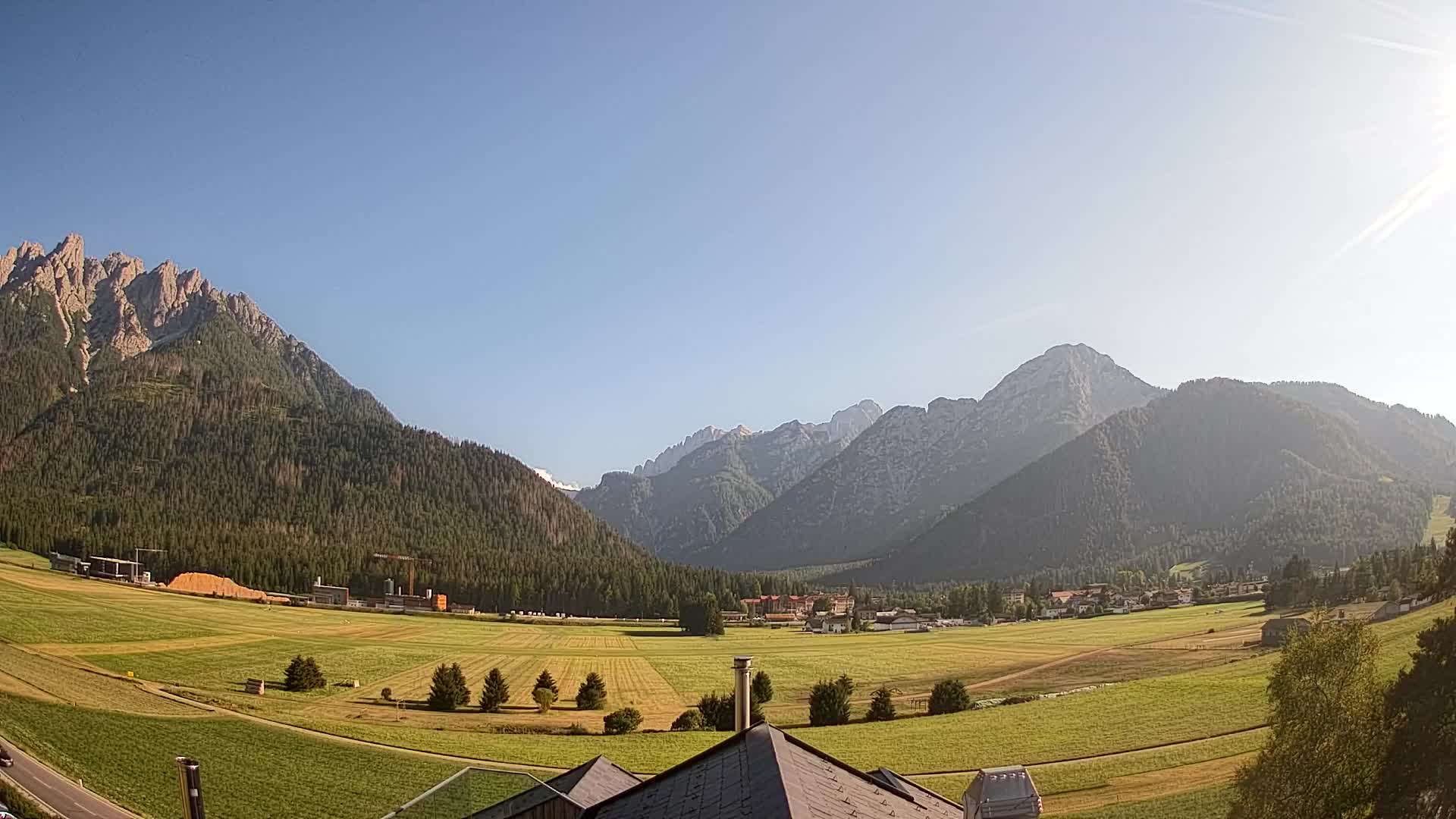 Webcam Toblach Dolomites – View from Hotel Rosengarten
