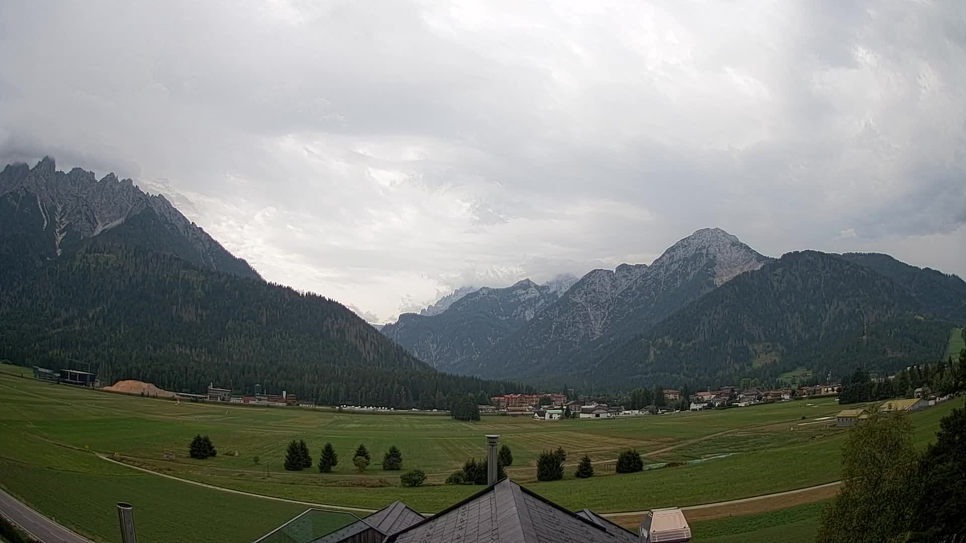 Webcam Dobbiaco Dolomiti – Vista dall’Hotel Rosengarten