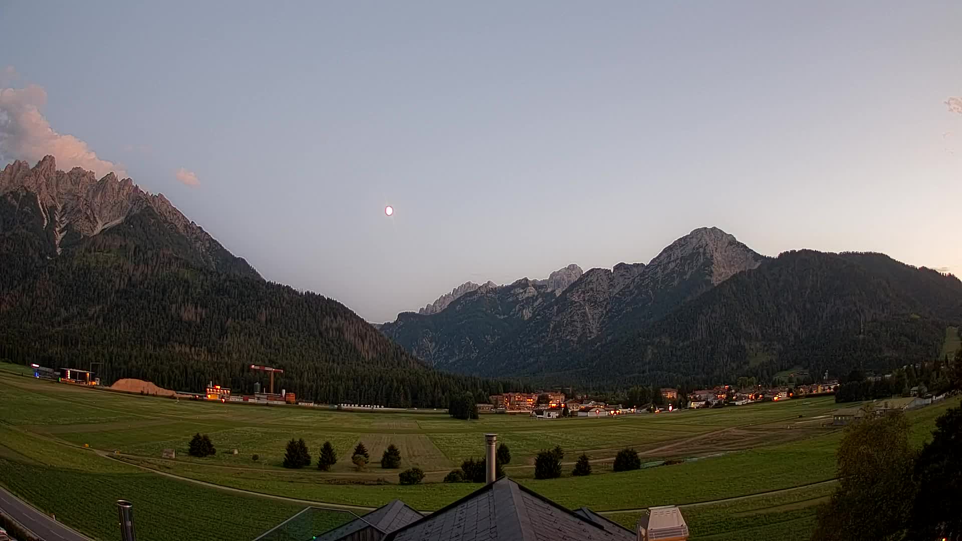 Webcam Toblach Dolomites – View from Hotel Rosengarten