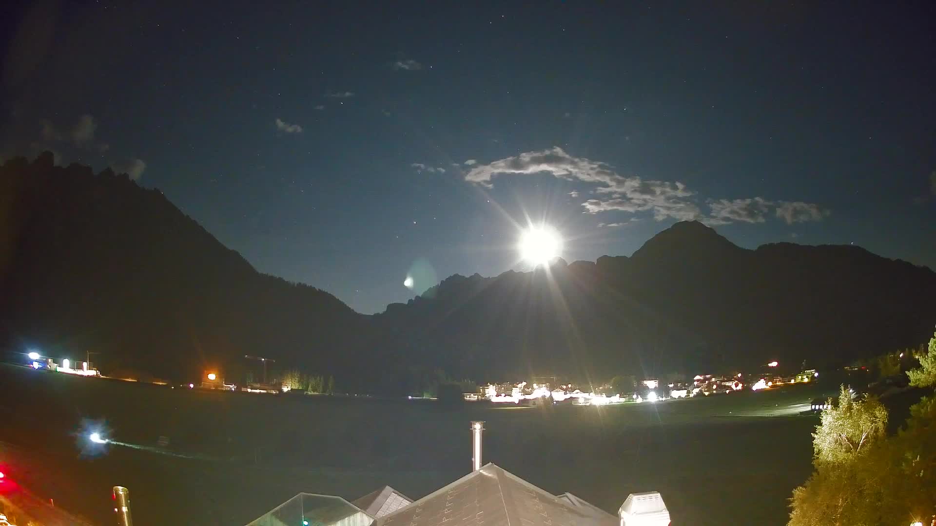 Web kamera Toblach Dolomiti – Pogled s Hotela Rosengarten