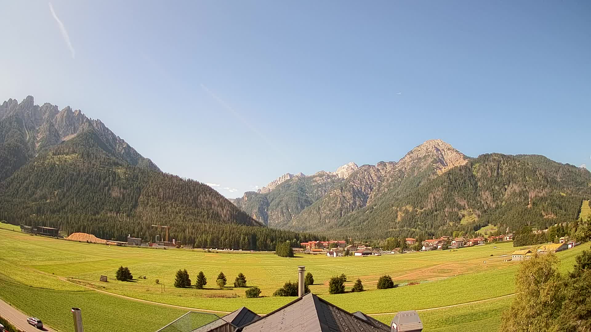 Webcam Toblach Dolomites – View from Hotel Rosengarten