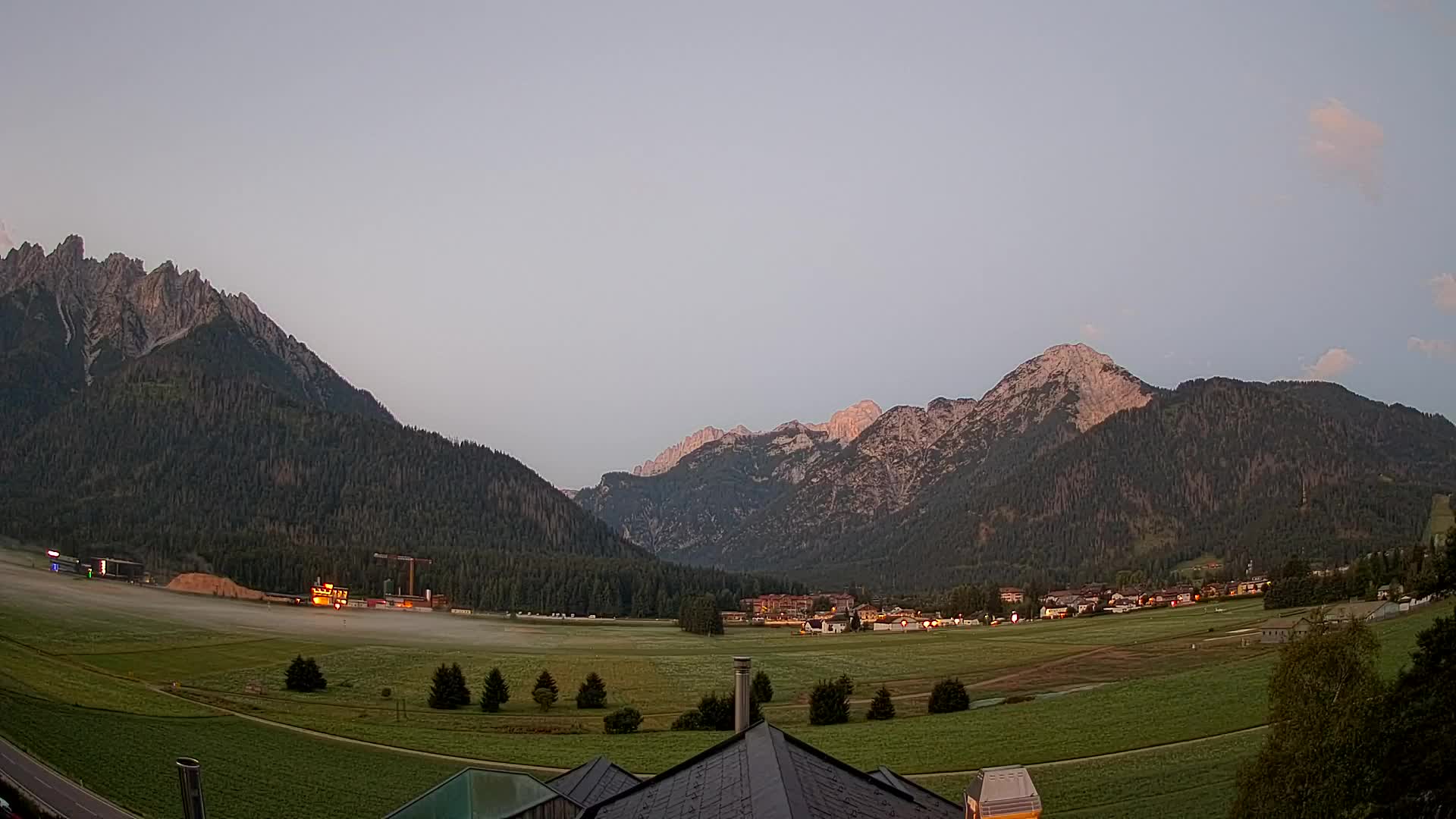 Webcam Toblach Dolomites – View from Hotel Rosengarten