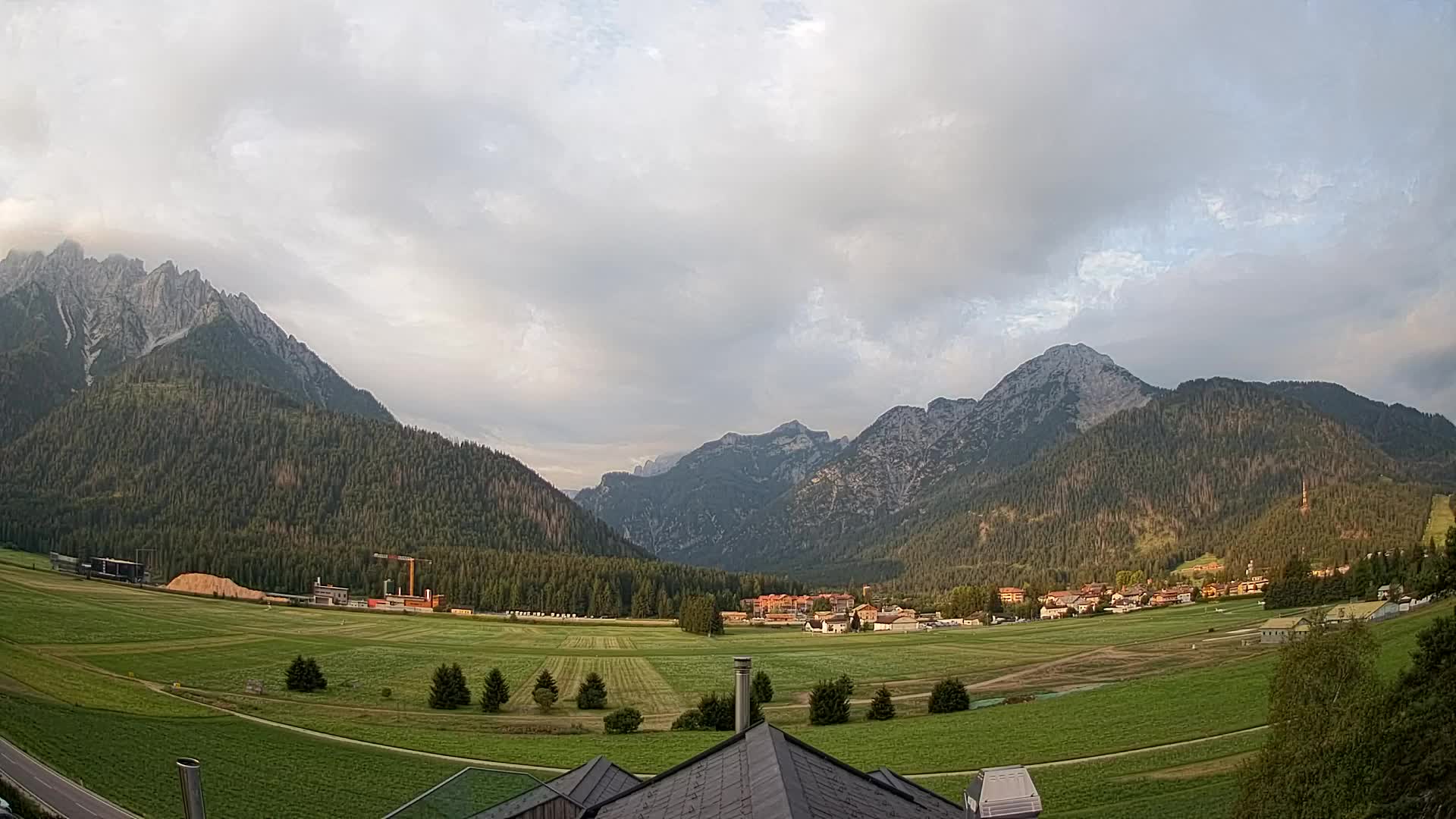 Webcam Dobbiaco Dolomiti – Vista dall’Hotel Rosengarten
