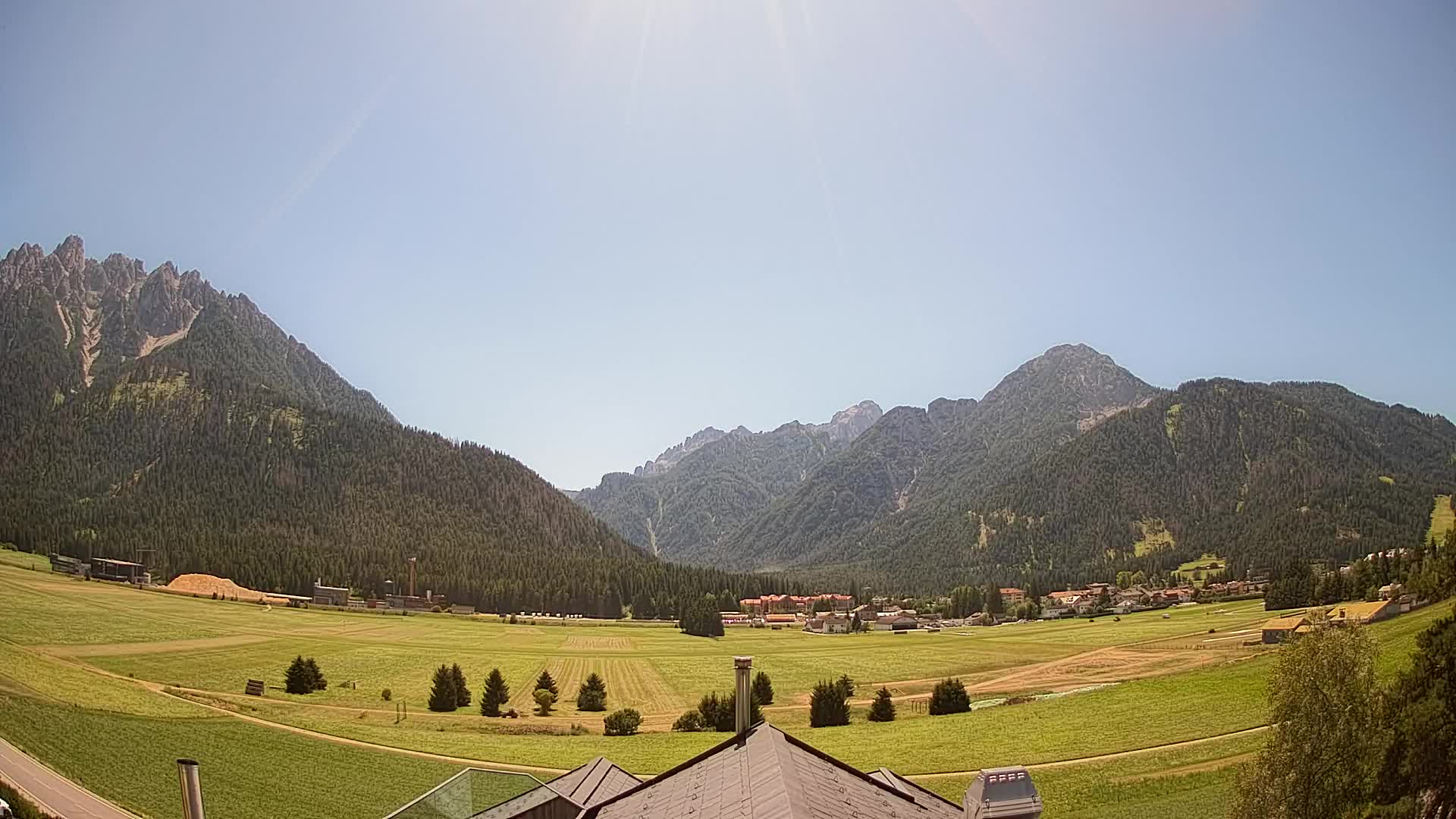Webcam Dobbiaco Dolomiti – Vista dall’Hotel Rosengarten