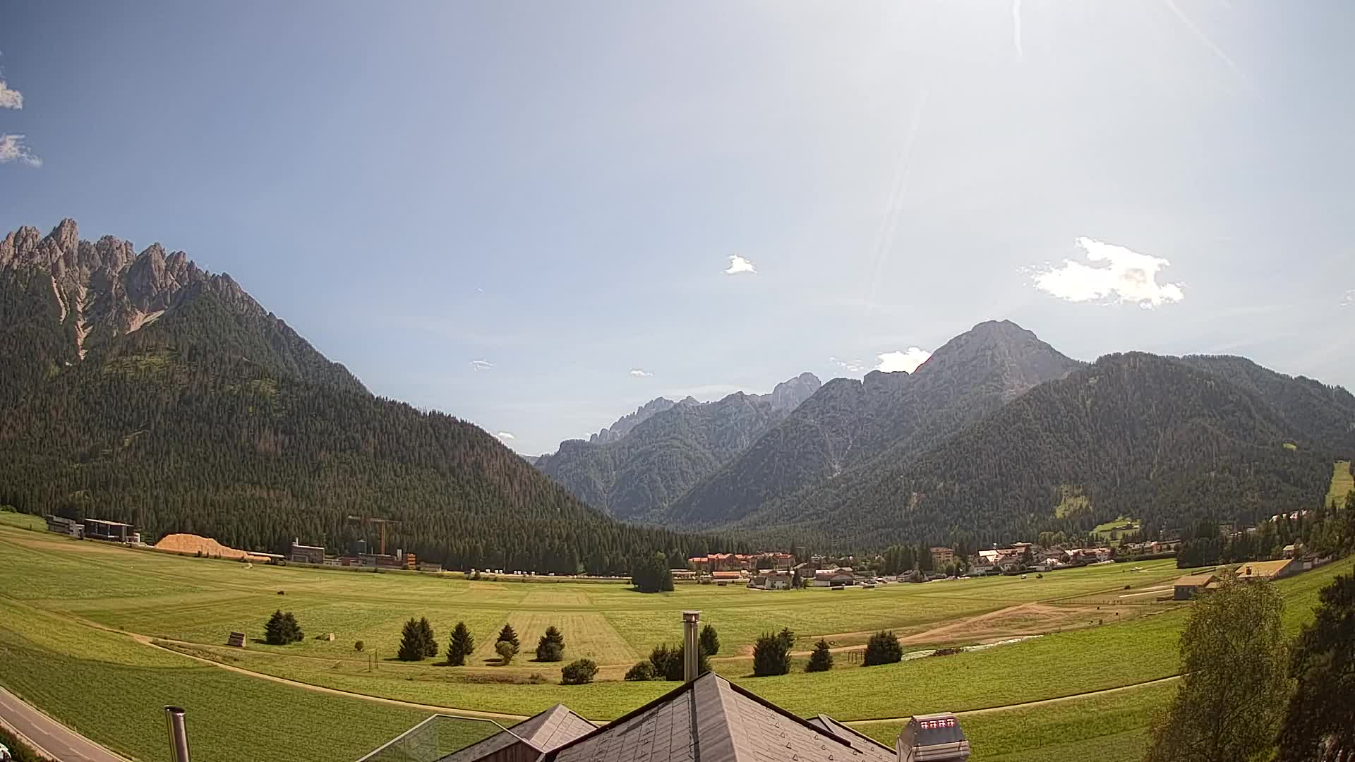 Webcam Toblach Dolomites – View from Hotel Rosengarten