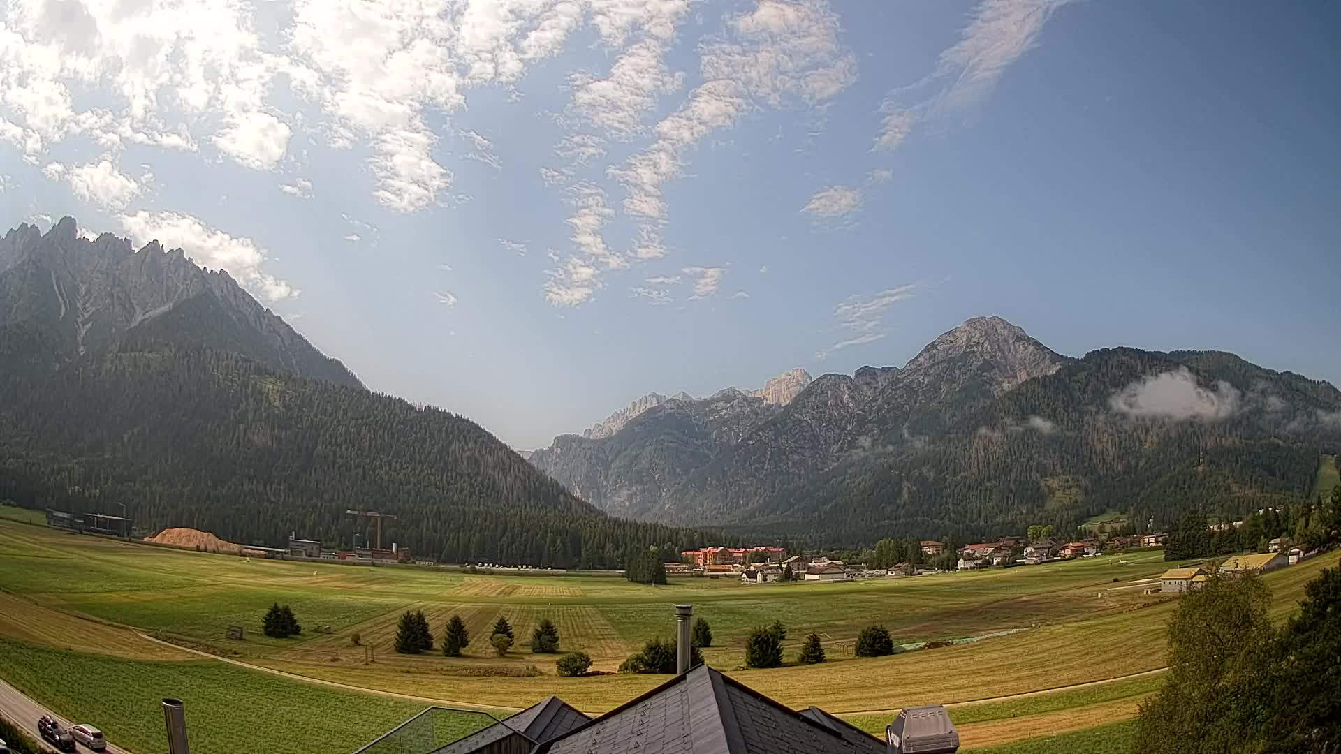 Webcam Toblach Dolomites – View from Hotel Rosengarten