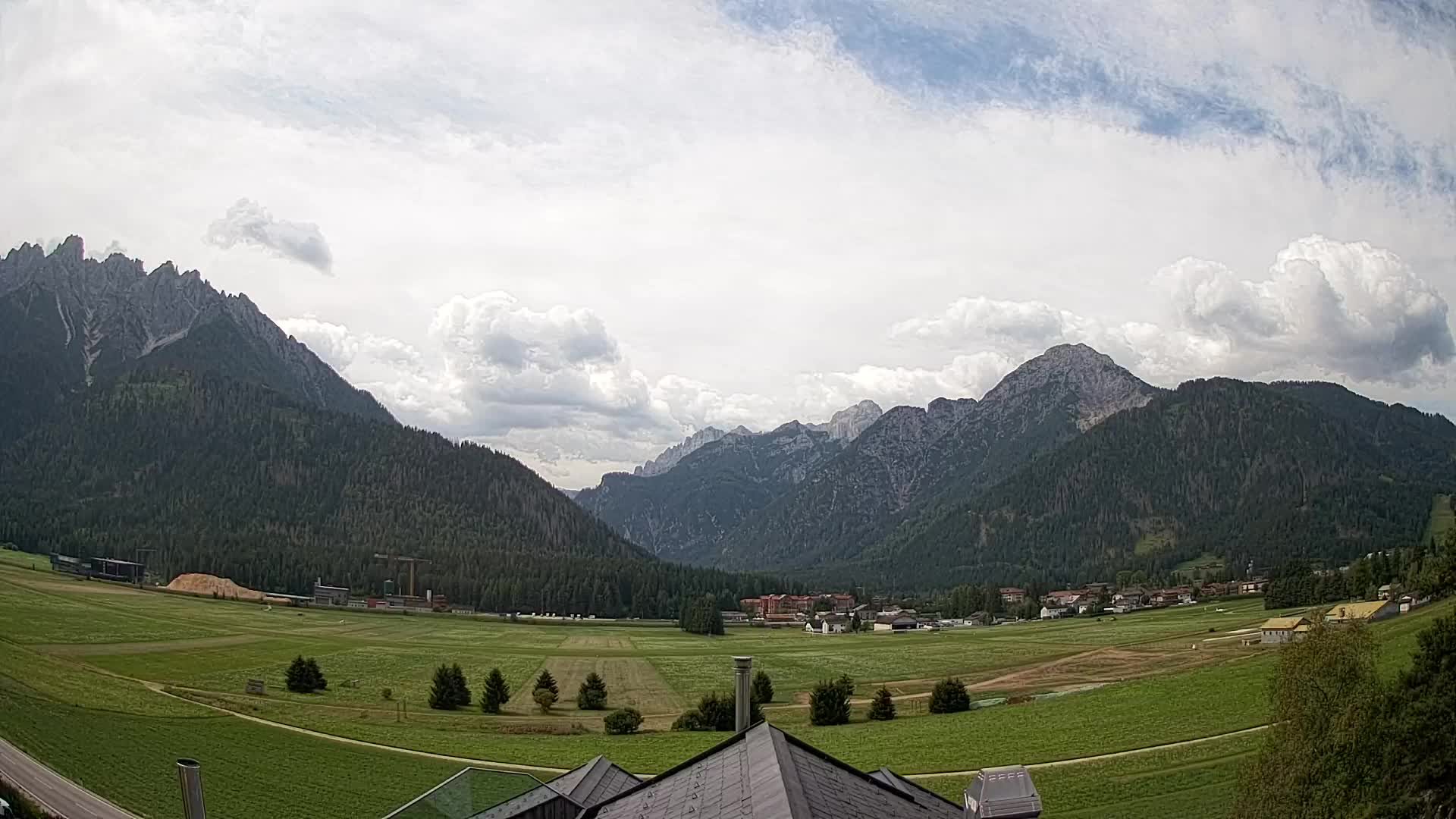 Webcam Dobbiaco Dolomiti – Vista dall’Hotel Rosengarten