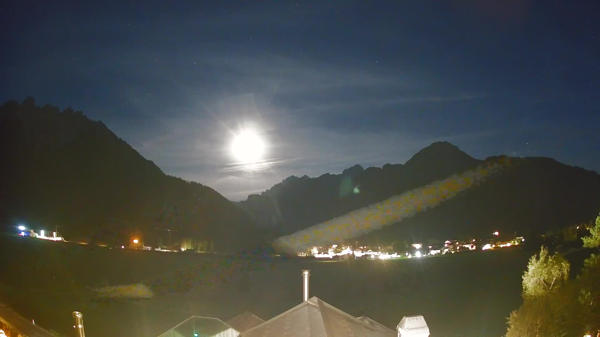 Webcam Toblach Dolomites – View from Hotel Rosengarten