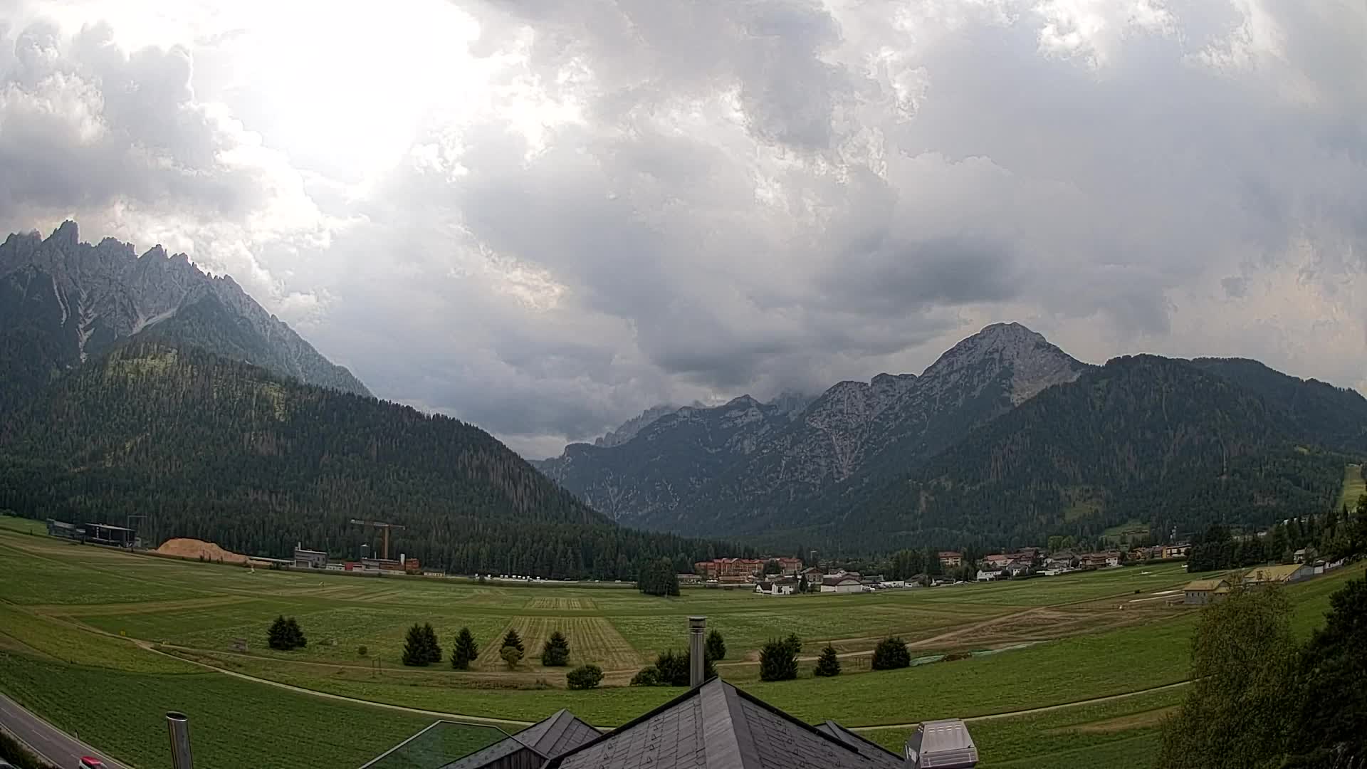 Webcam Dobbiaco Dolomiti – Vista dall’Hotel Rosengarten