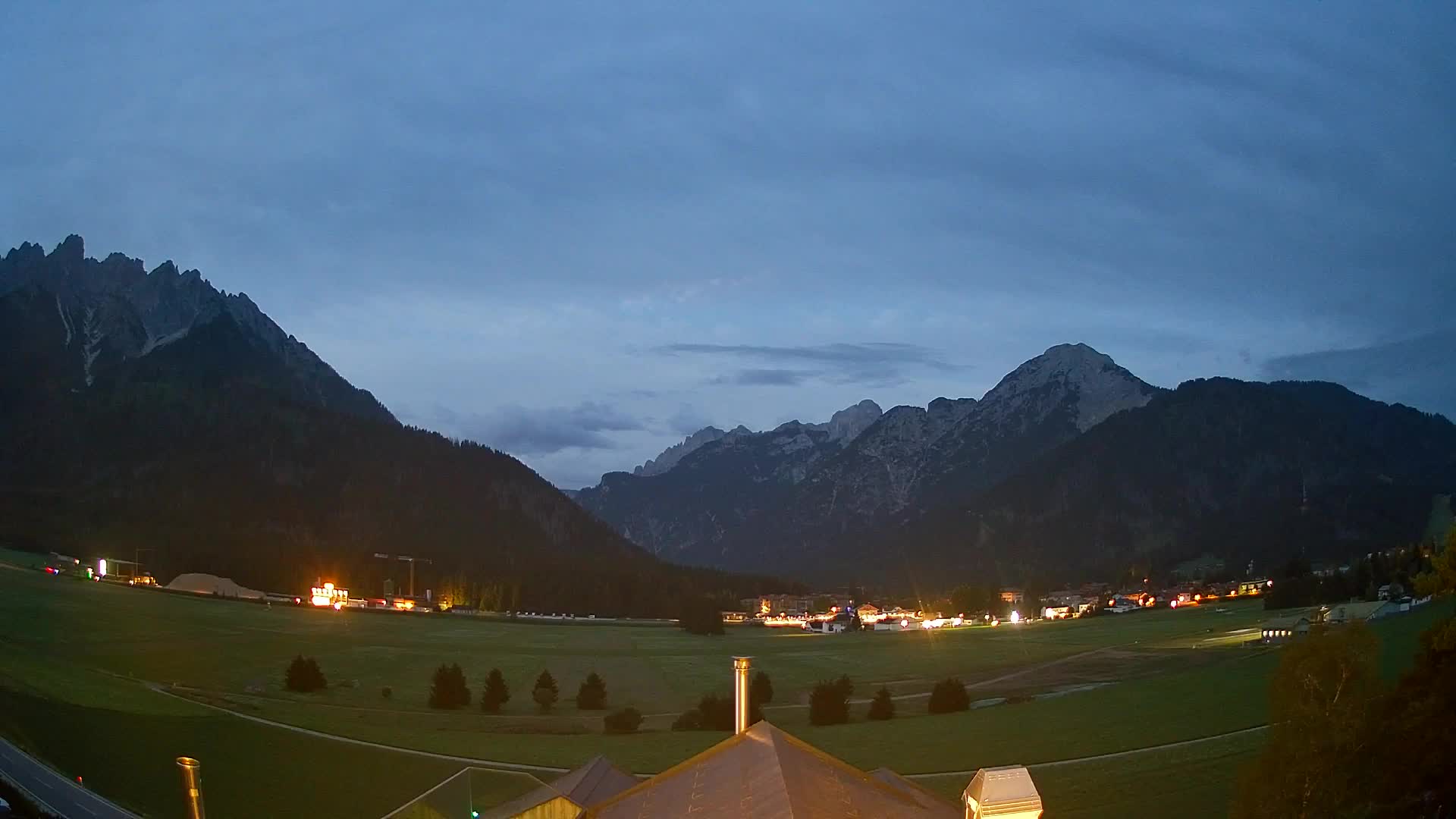 Webcam Toblach Dolomites – View from Hotel Rosengarten